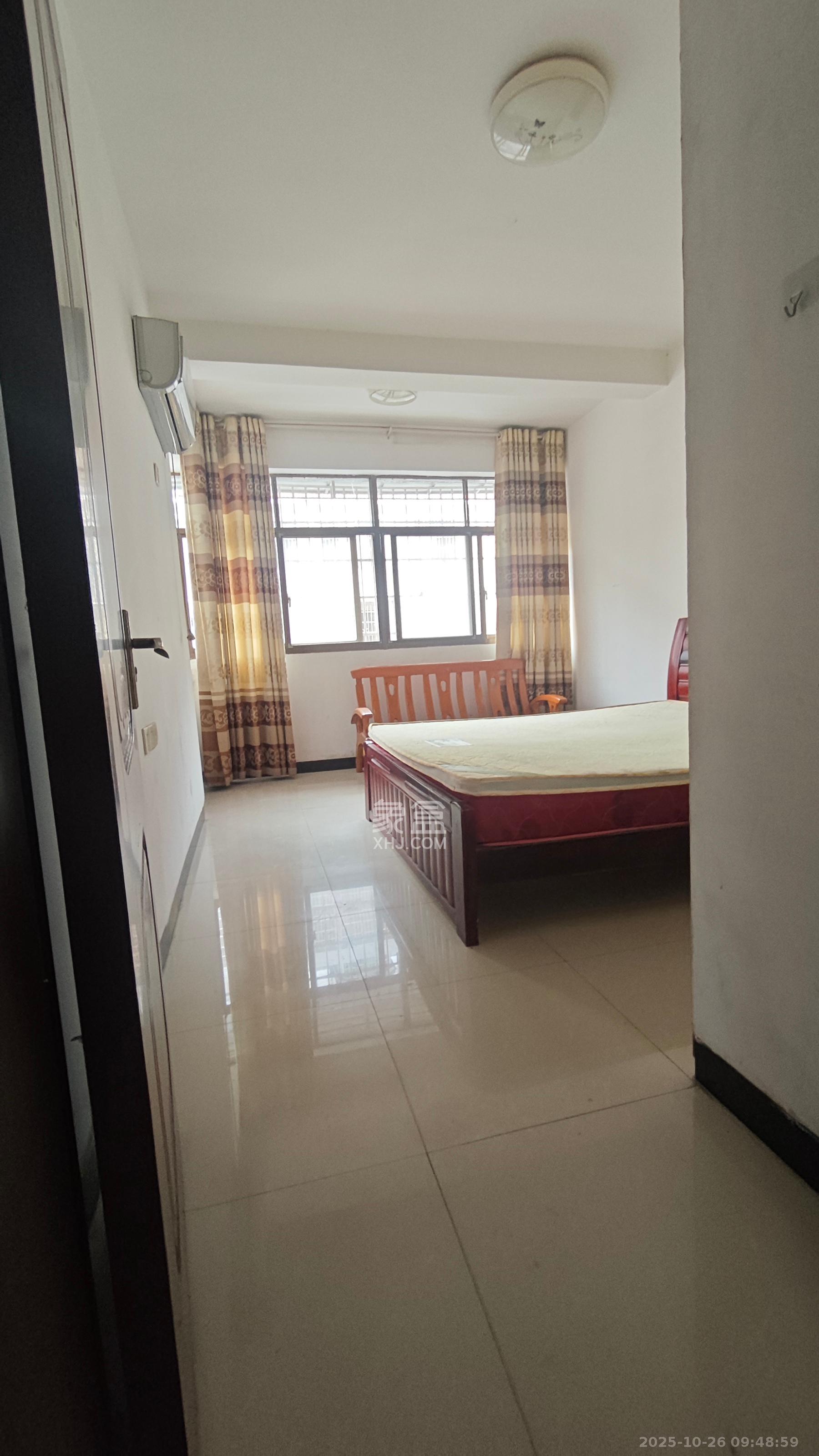 月湖安置小区（马栏山小区）  3室2厅1卫    1600.0元/月室内图