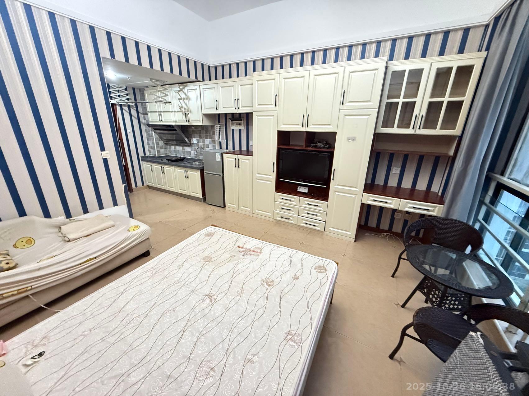 浏阳河畔家园 1室1厅1卫 1300.0元/月 浏阳河畔家园 1室1厅1卫 1300.0元/月室内图