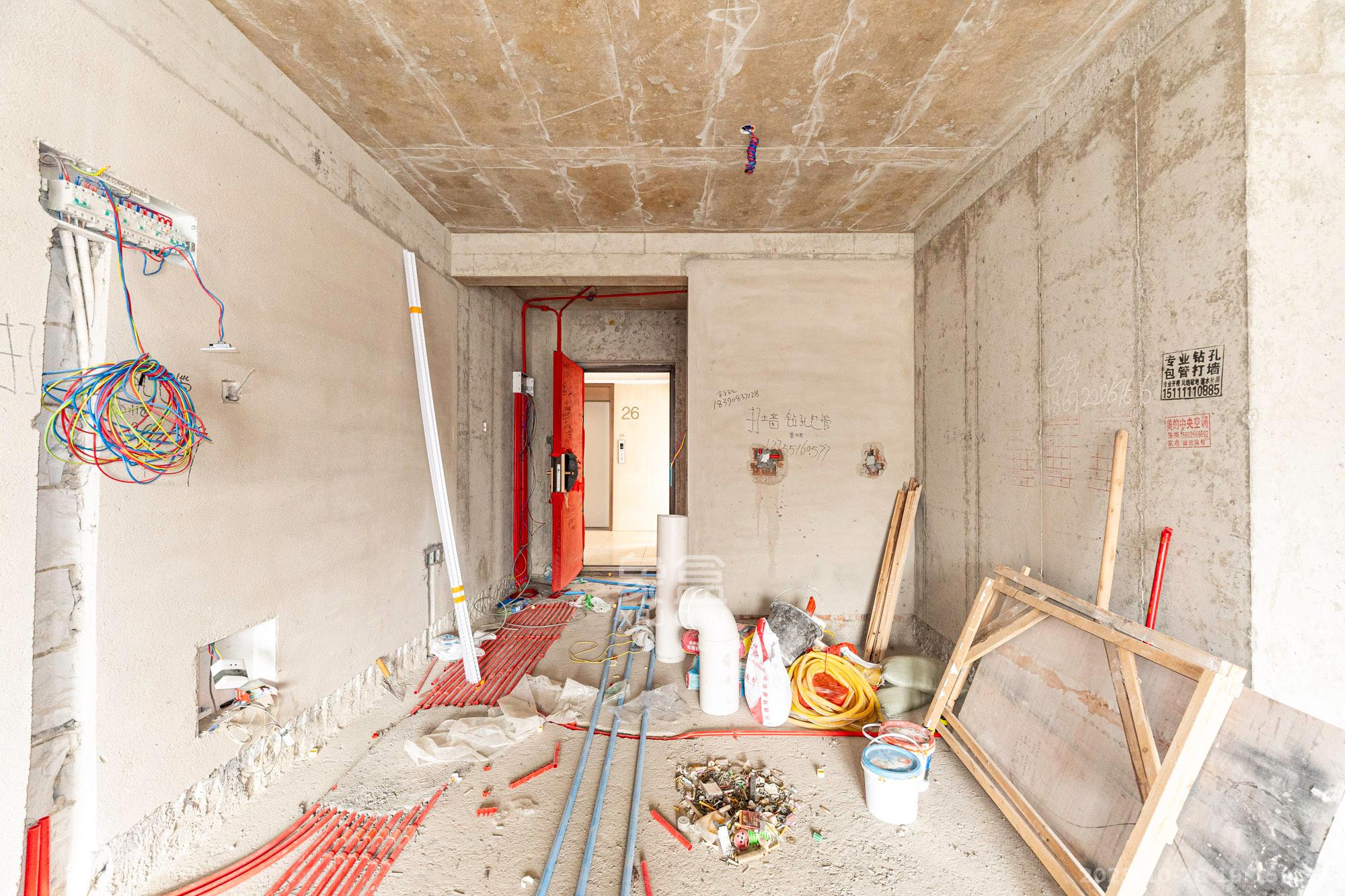 兴进珺府  3室2厅1卫    74.8万 兴进珺府  3室2厅1卫    74.8万客厅