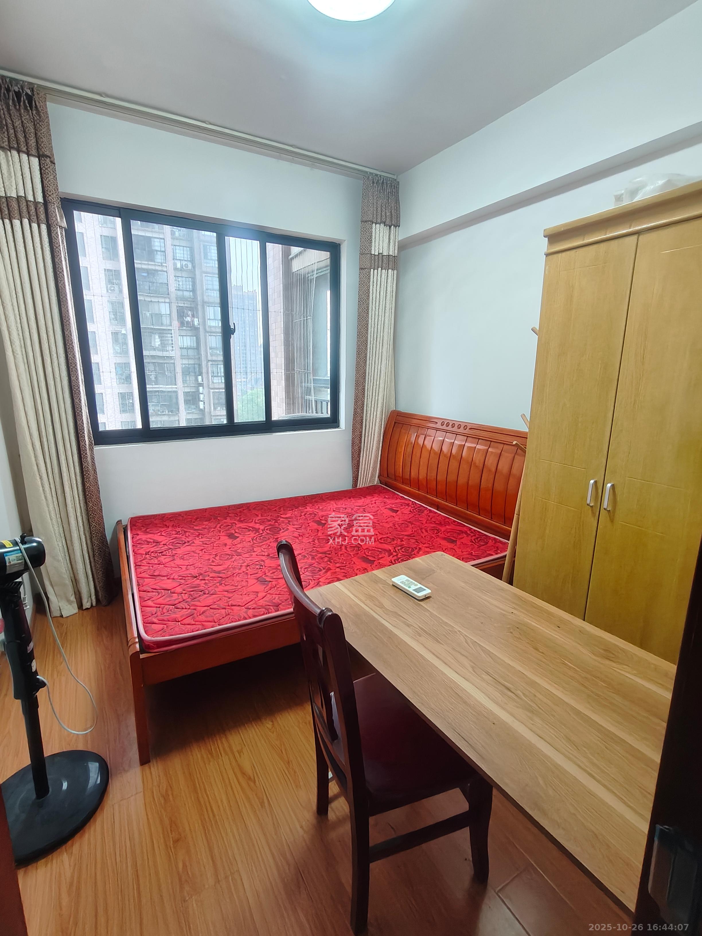 康桥长郡  2室2厅1卫    1700.0元/月 康桥长郡  2室2厅1卫    1700.0元/月室内图