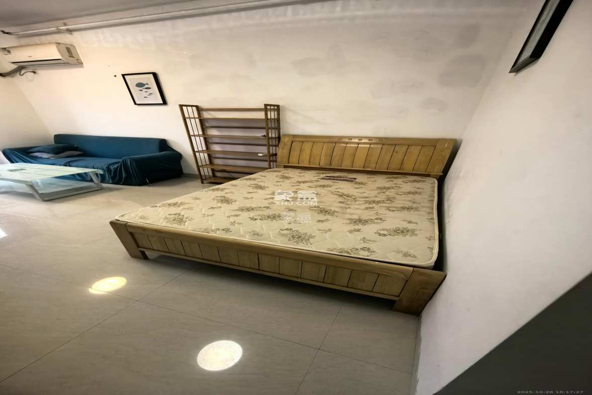 第六都(陆都小区)  1室1厅1卫    1600.0元/月 第六都(陆都小区)  1室1厅1卫    1600.0元/月室内图