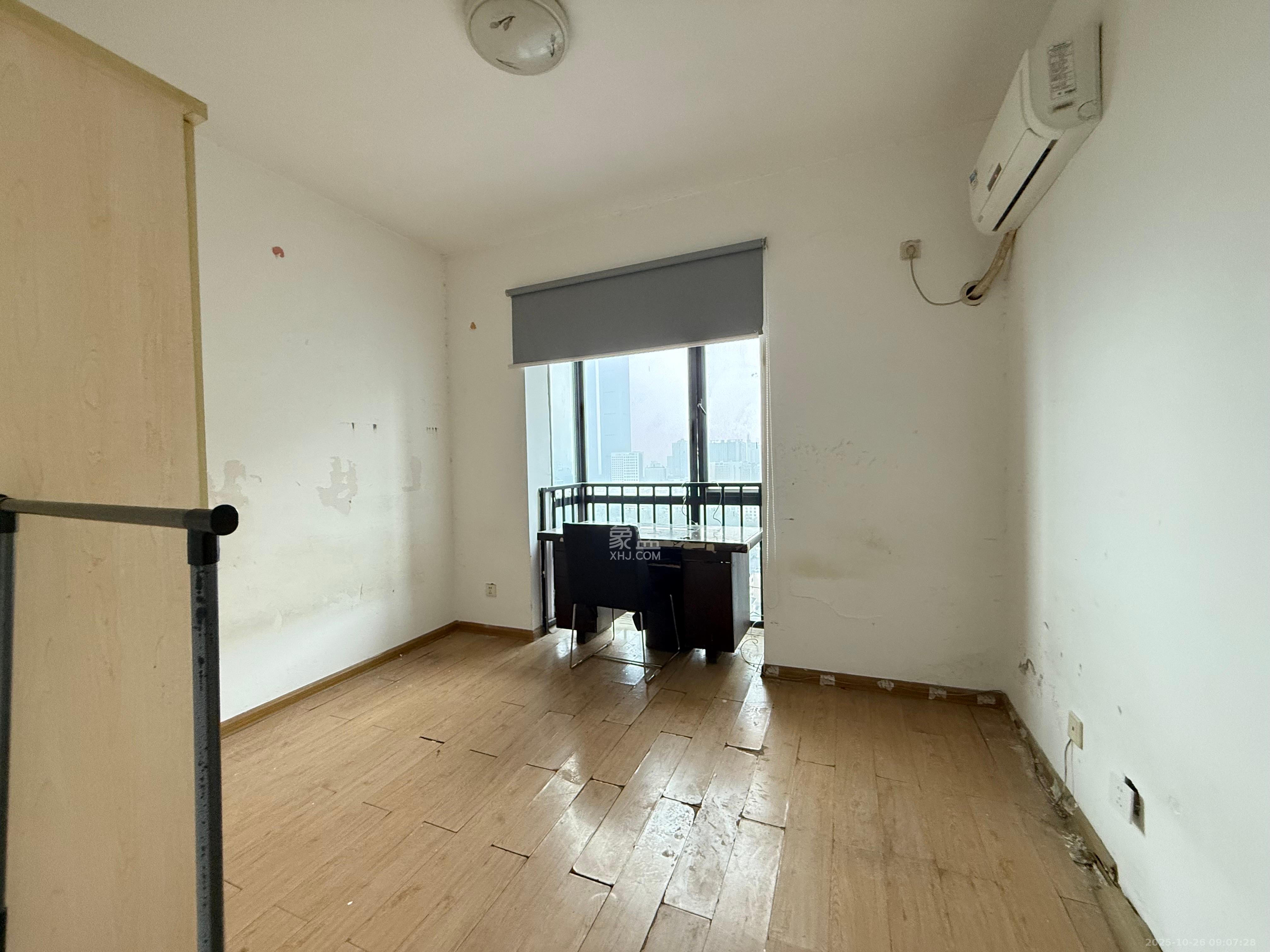 凯通国际城(凯通朝庭)  3室2厅1卫    2600.0元/月 凯通国际城(凯通朝庭)  3室2厅1卫    2600.0元/月室内图