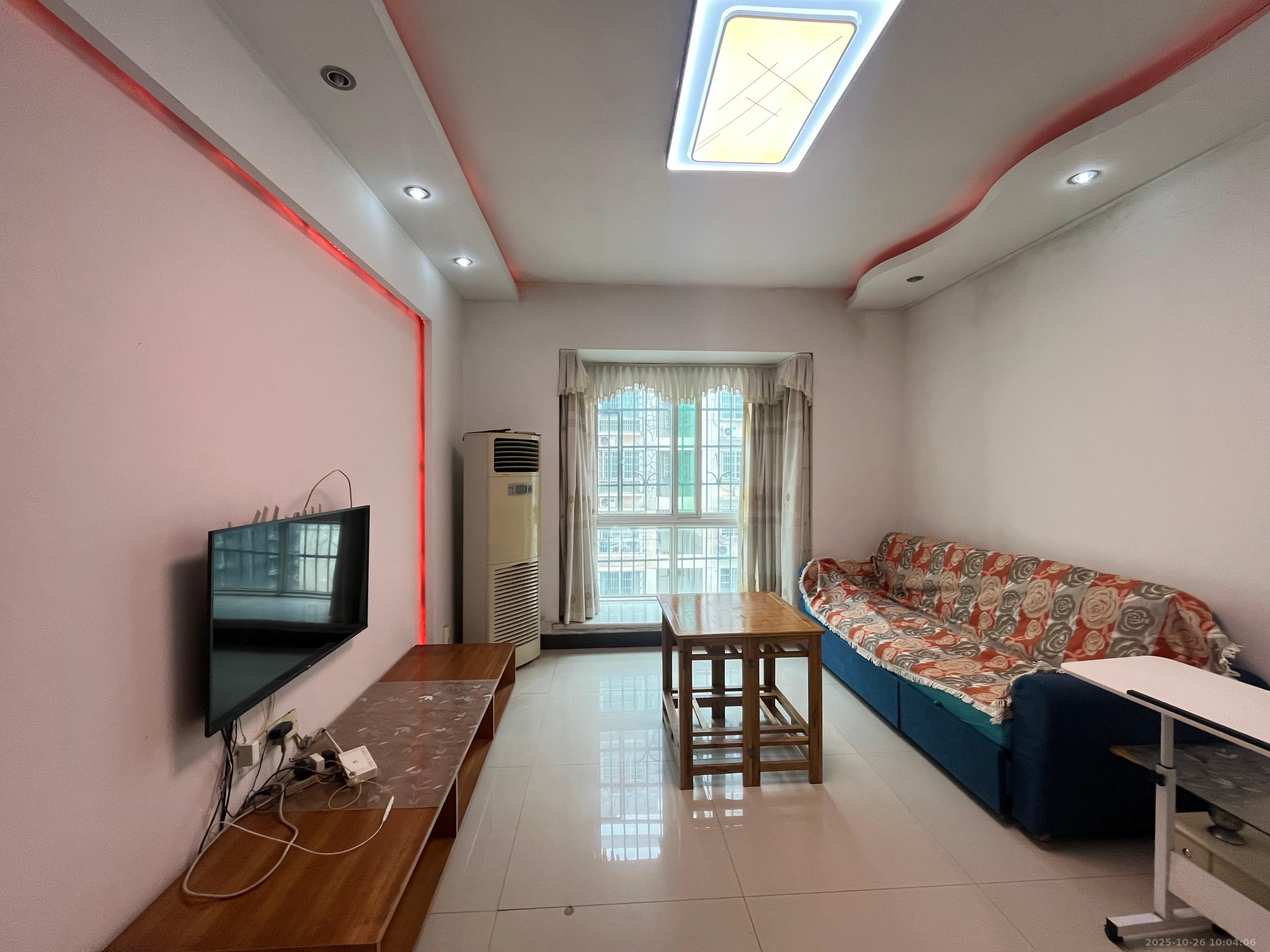 广泰家园  1室1厅1卫    1400.0元/月室内图