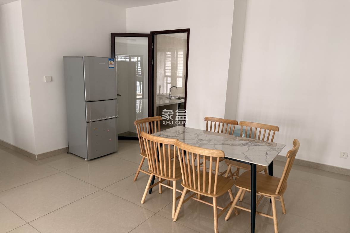 龙昆雅苑(中交·龙昆雅苑) 4室2厅2卫 3500.0元/月 龙昆雅苑(中交·龙昆雅苑) 4室2厅2卫 3500.0元/月室内图