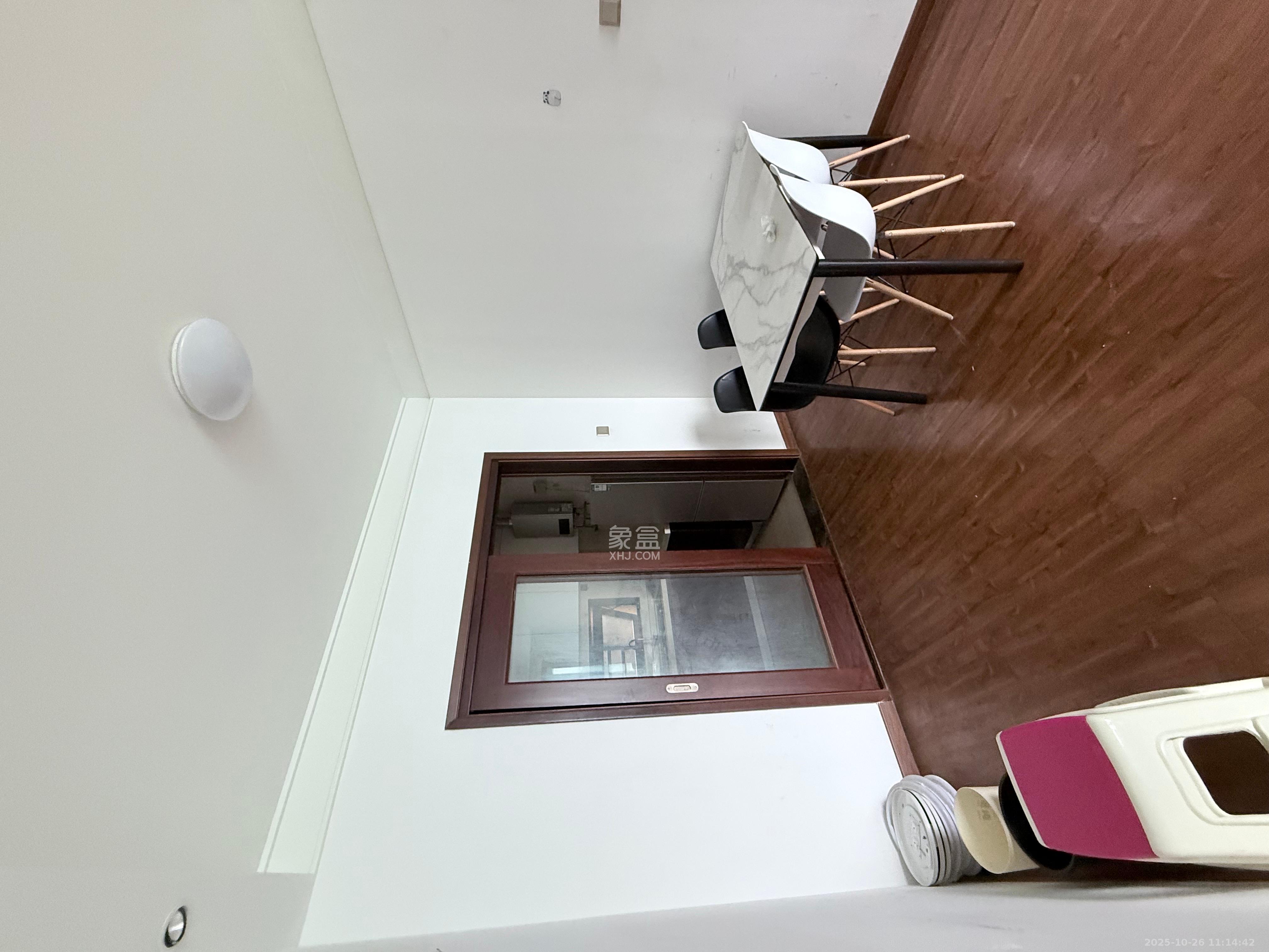 奥园誉景华府  3室2厅2卫    2100.0元/月