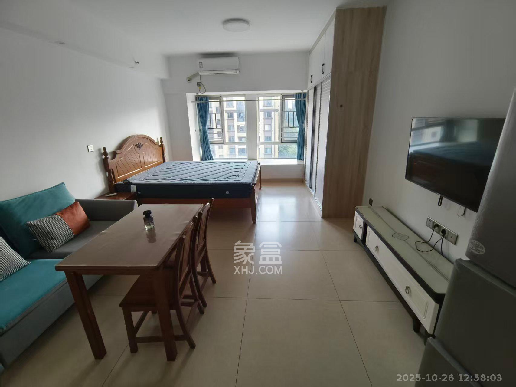 山与墅  1室1厅1卫    1200.0元/月 山与墅  1室1厅1卫    1200.0元/月户型图