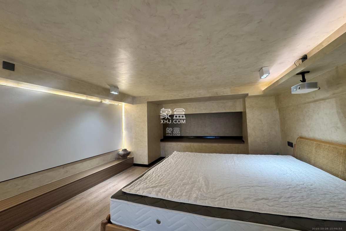 藏珑湖上公馆 1室1厅1卫 2700.0元/月 藏珑湖上公馆 1室1厅1卫 2700.0元/月室内图