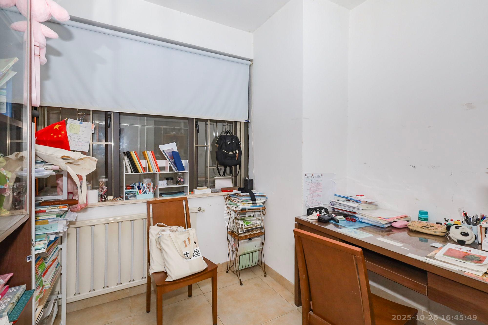 旭辉藏郡（藏郡、旭湘华府)  3室2厅2卫    2400.0元/月室内图