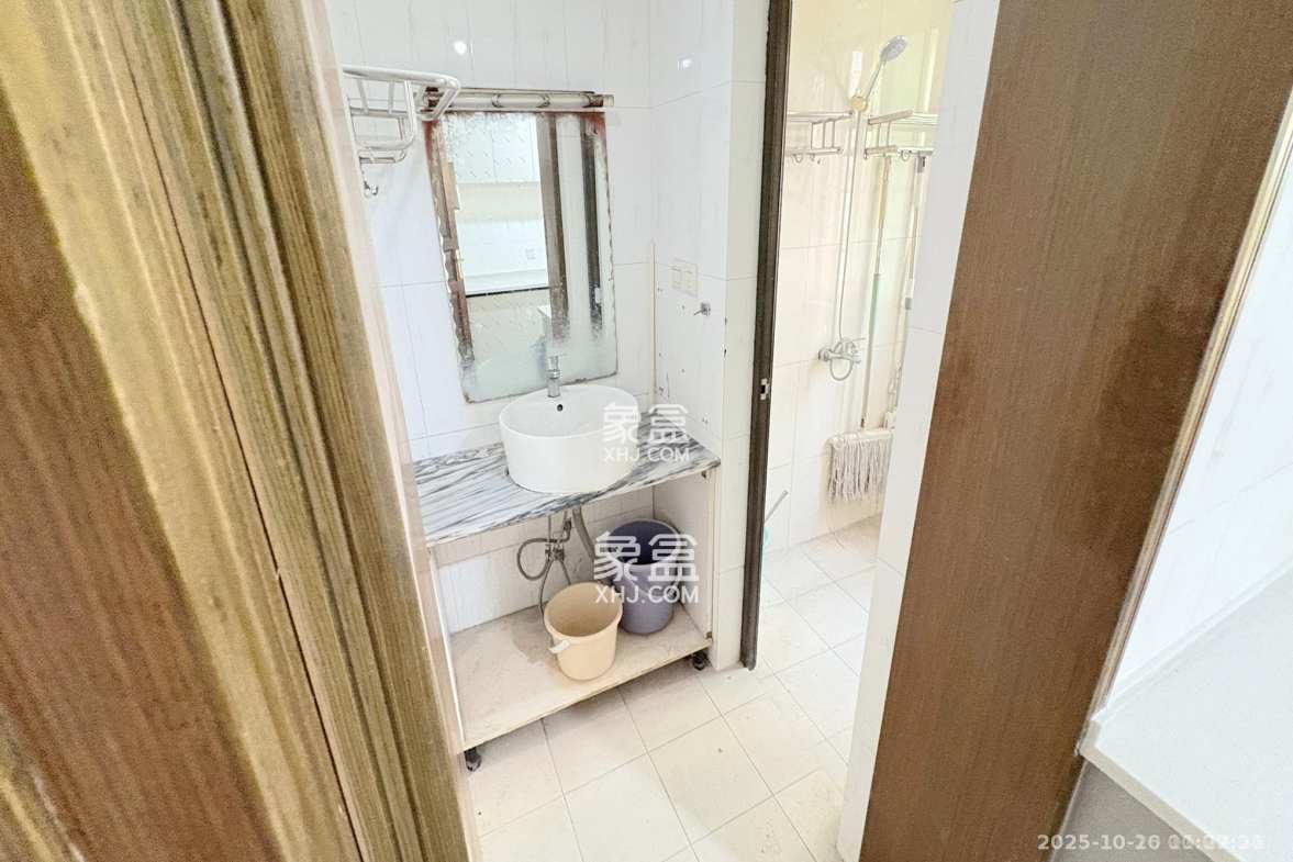 都市星光  4室2厅2卫    3500.0元/月 都市星光  4室2厅2卫    3500.0元/月室内图