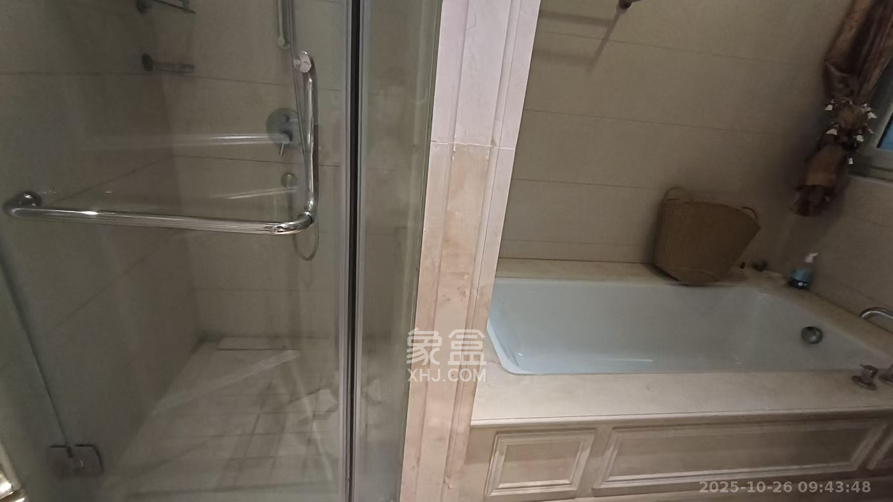 万达公馆  4室1厅1卫    10000.0元/月室内图