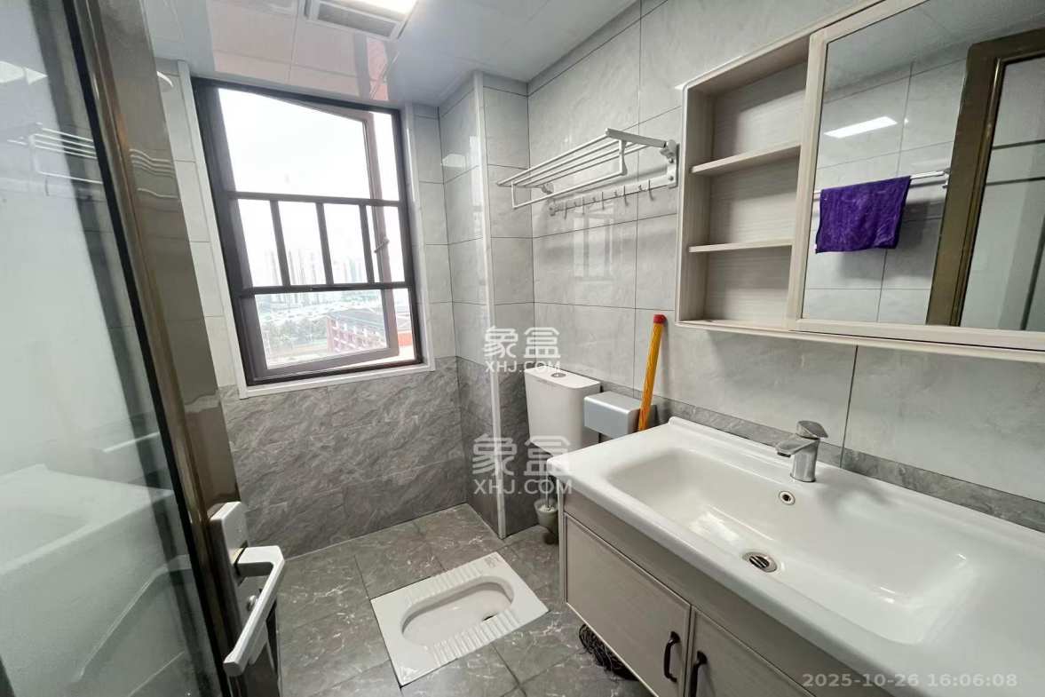 惟泽园 3室2厅2卫 3000.0元/月 惟泽园 3室2厅2卫 3000.0元/月室内图