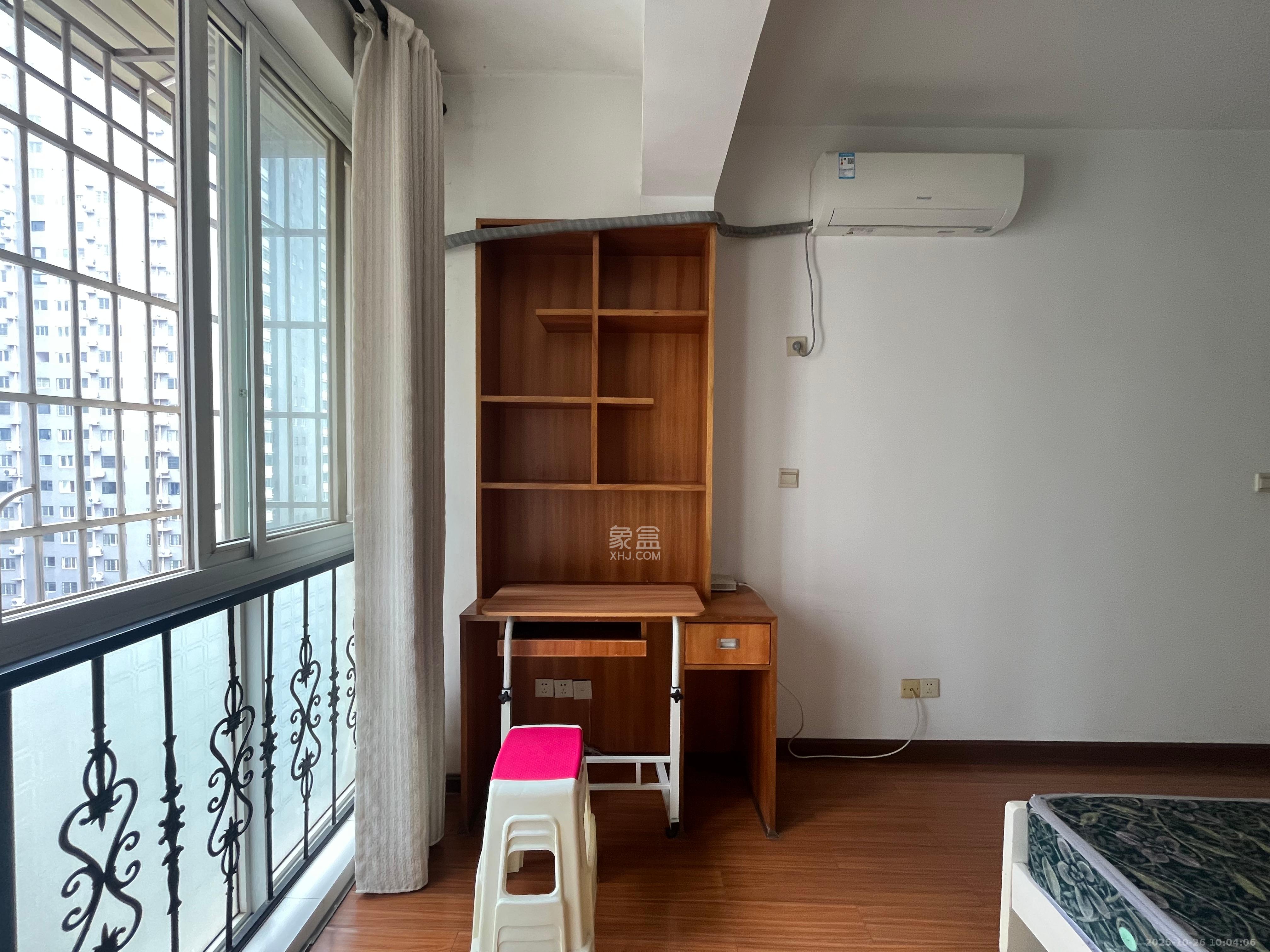 广泰家园  1室1厅1卫    1400.0元/月室内图