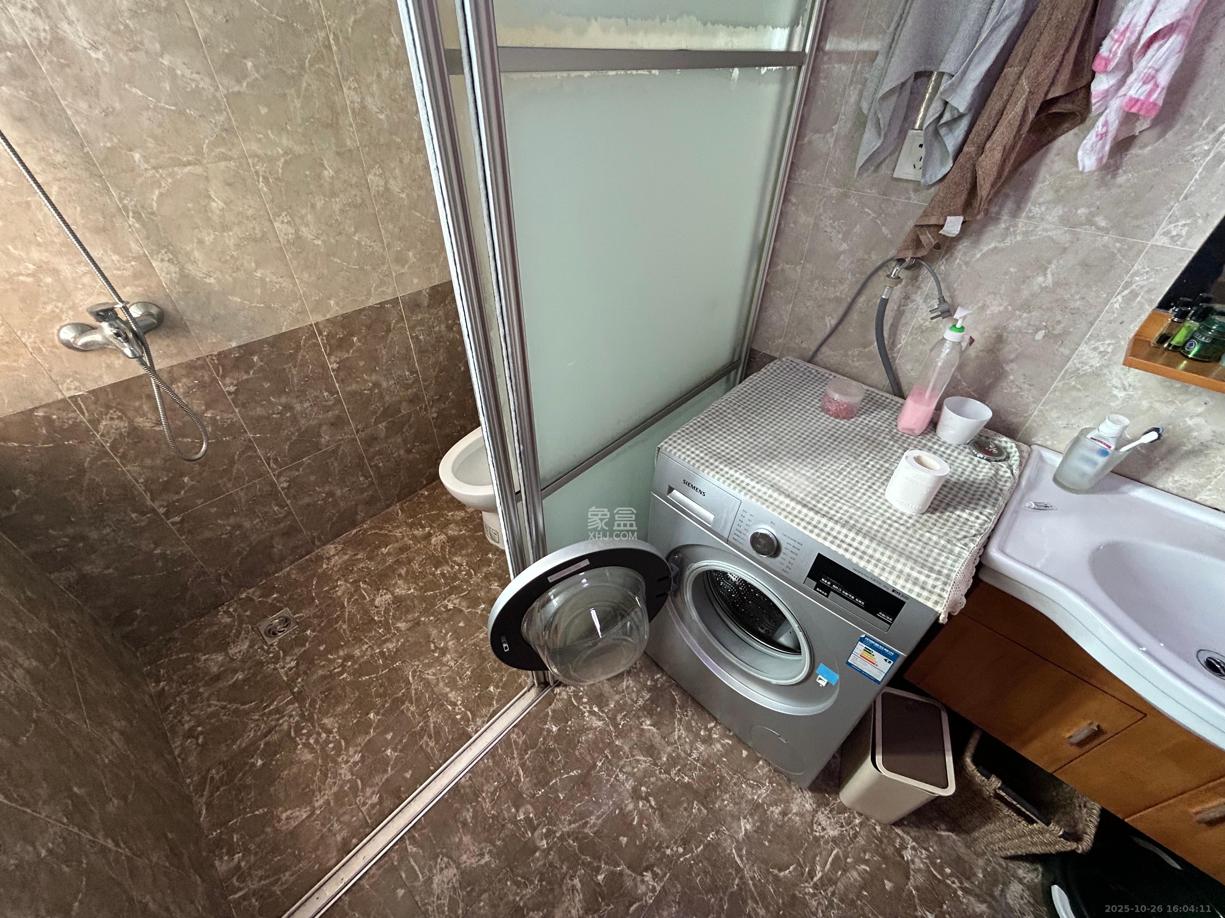 凯乐国际城  2室2厅1卫    2800.0元/月 凯乐国际城  2室2厅1卫    2800.0元/月室内图