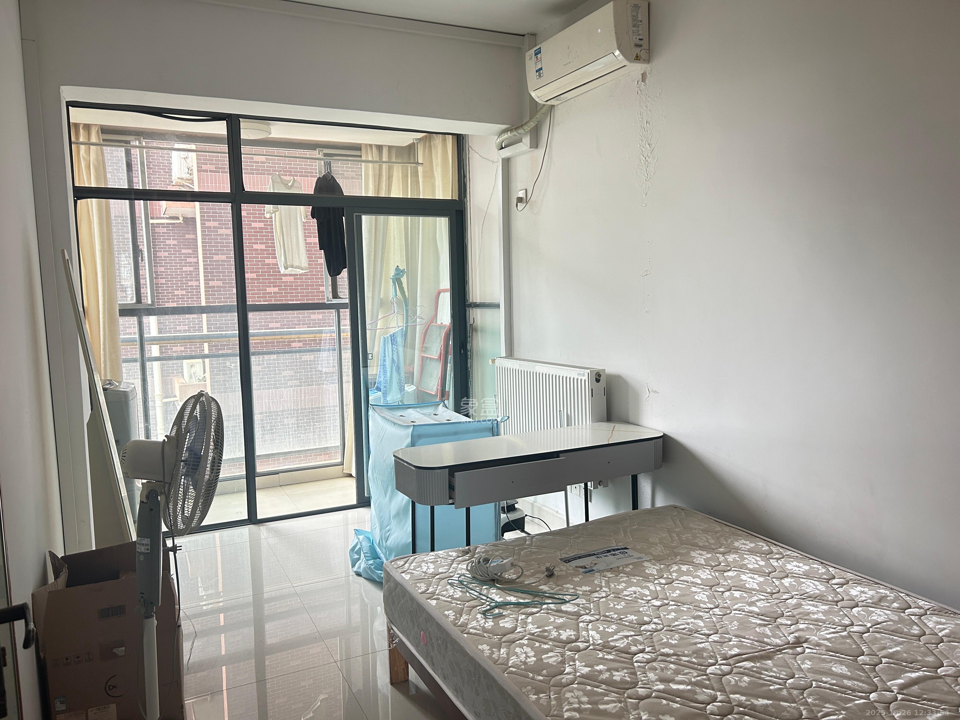 恒盛世家  3室2厅2卫    2300.0元/月 恒盛世家  3室2厅2卫    2300.0元/月室内图