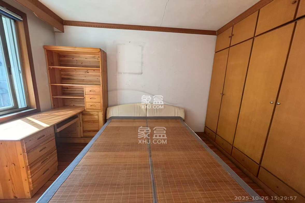 湘计花园  3室2厅1卫    2000.0元/月 湘计花园  3室2厅1卫    2000.0元/月室内图