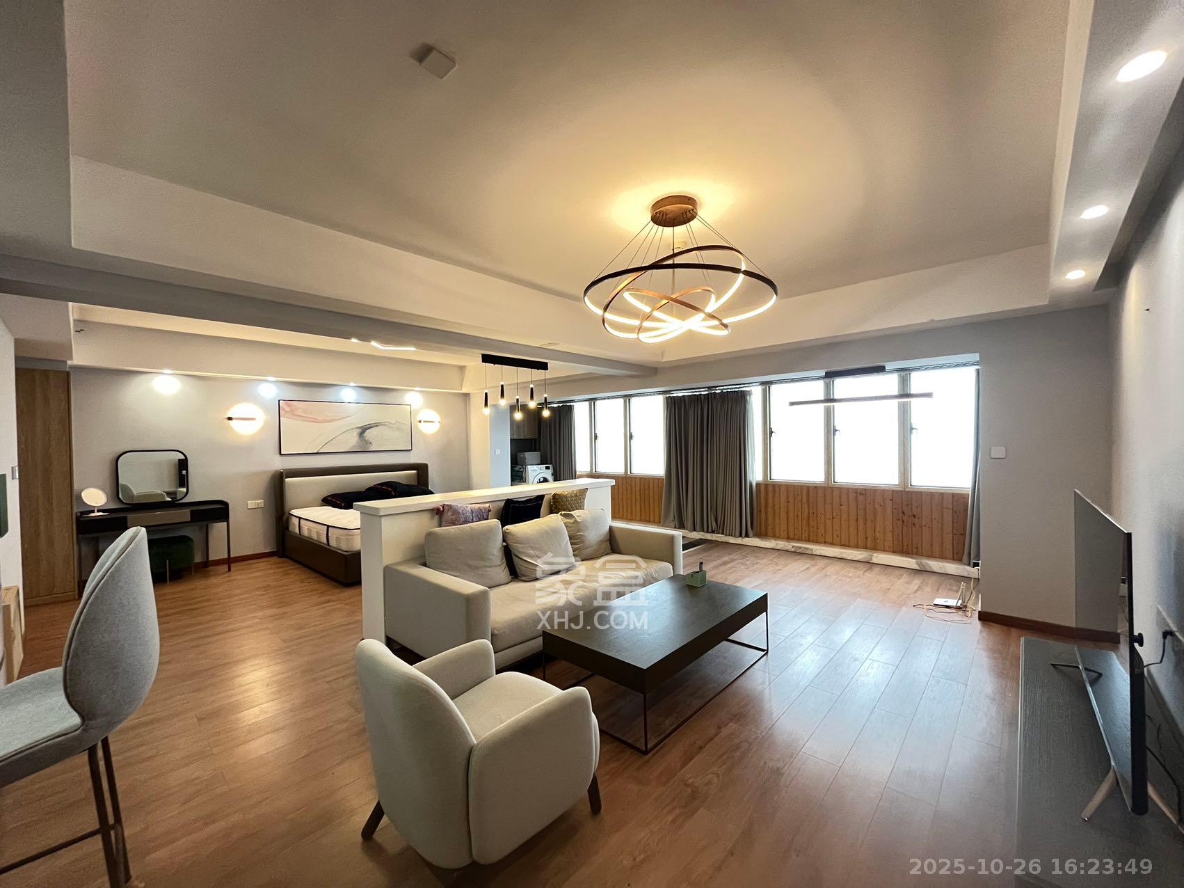 保利国际广场  1室1厅1卫    5500.0元/月