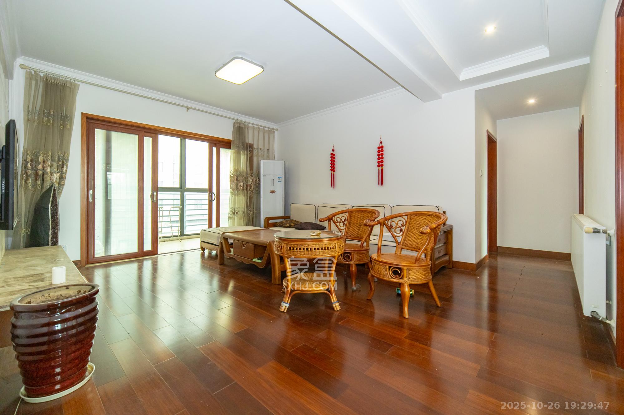 申湘宽境  3室2厅2卫    67.8万客厅