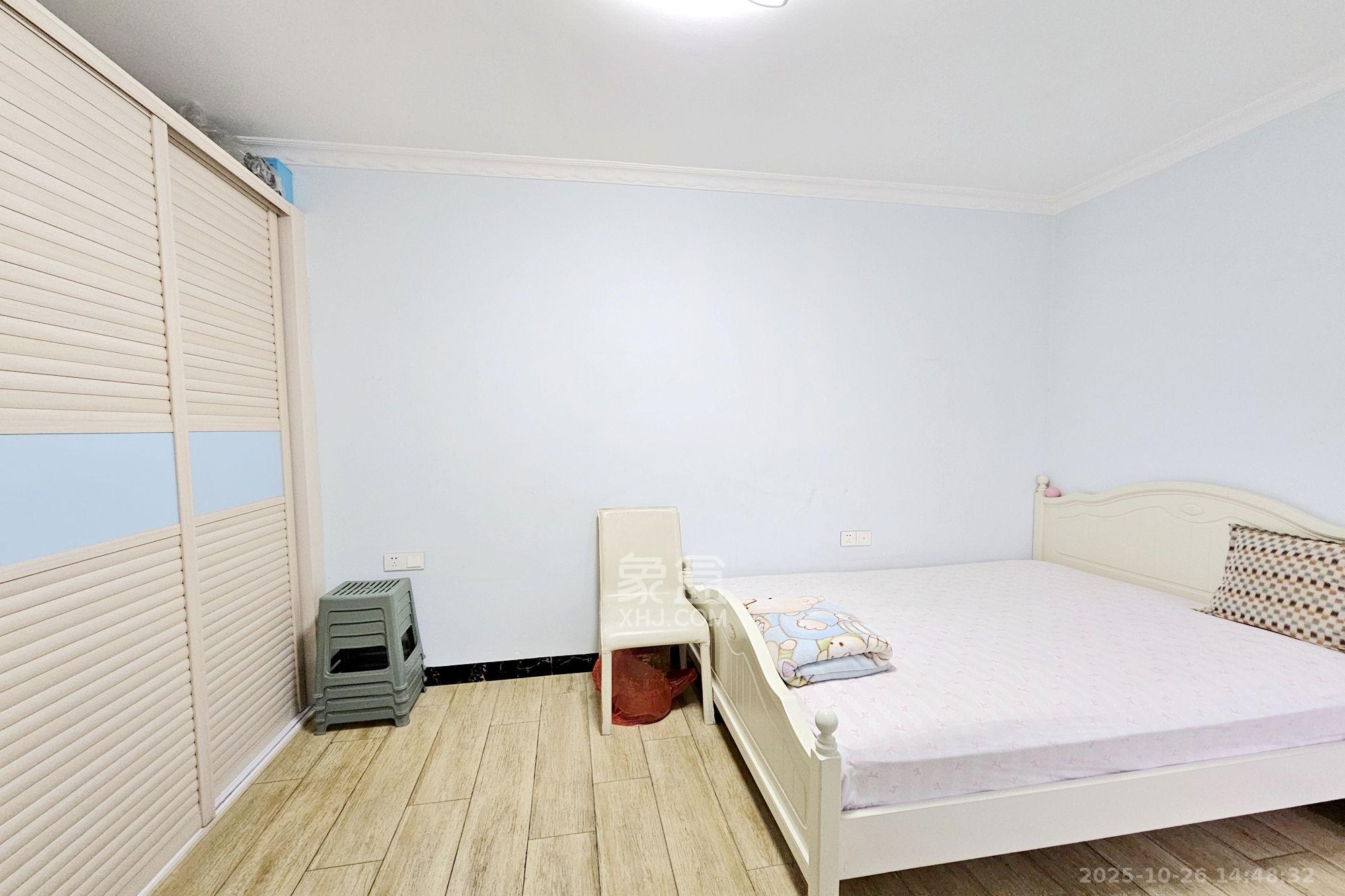 嘉宇盛世华章  2室2厅1卫    2700.0元/月室内图