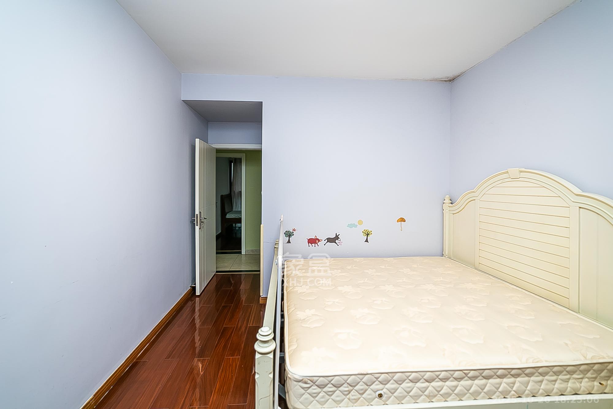 通用时代国际社区  3室2厅2卫    120.0万 通用时代国际社区  3室2厅2卫    120.0万卧室