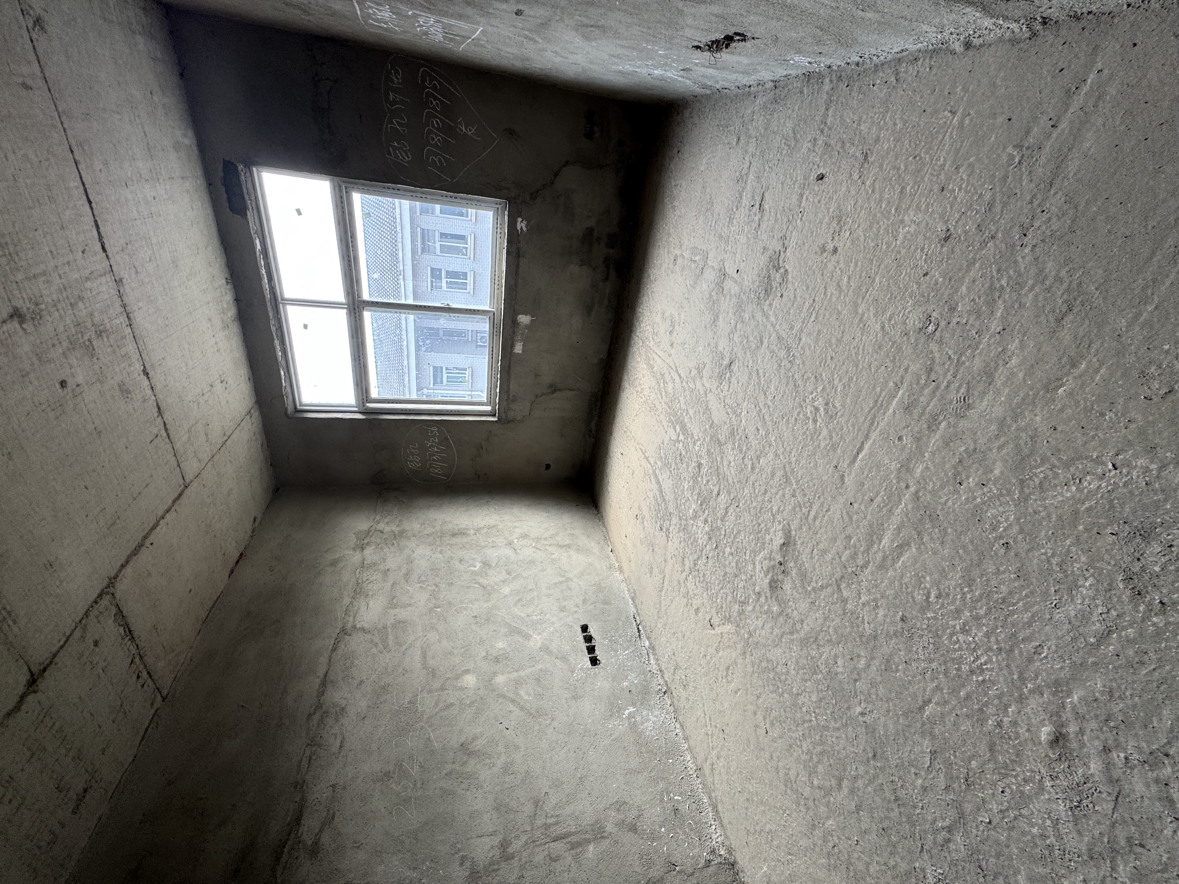 国强小区 2室1厅1卫 18.8万 国强小区 2室1厅1卫 18.8万客厅