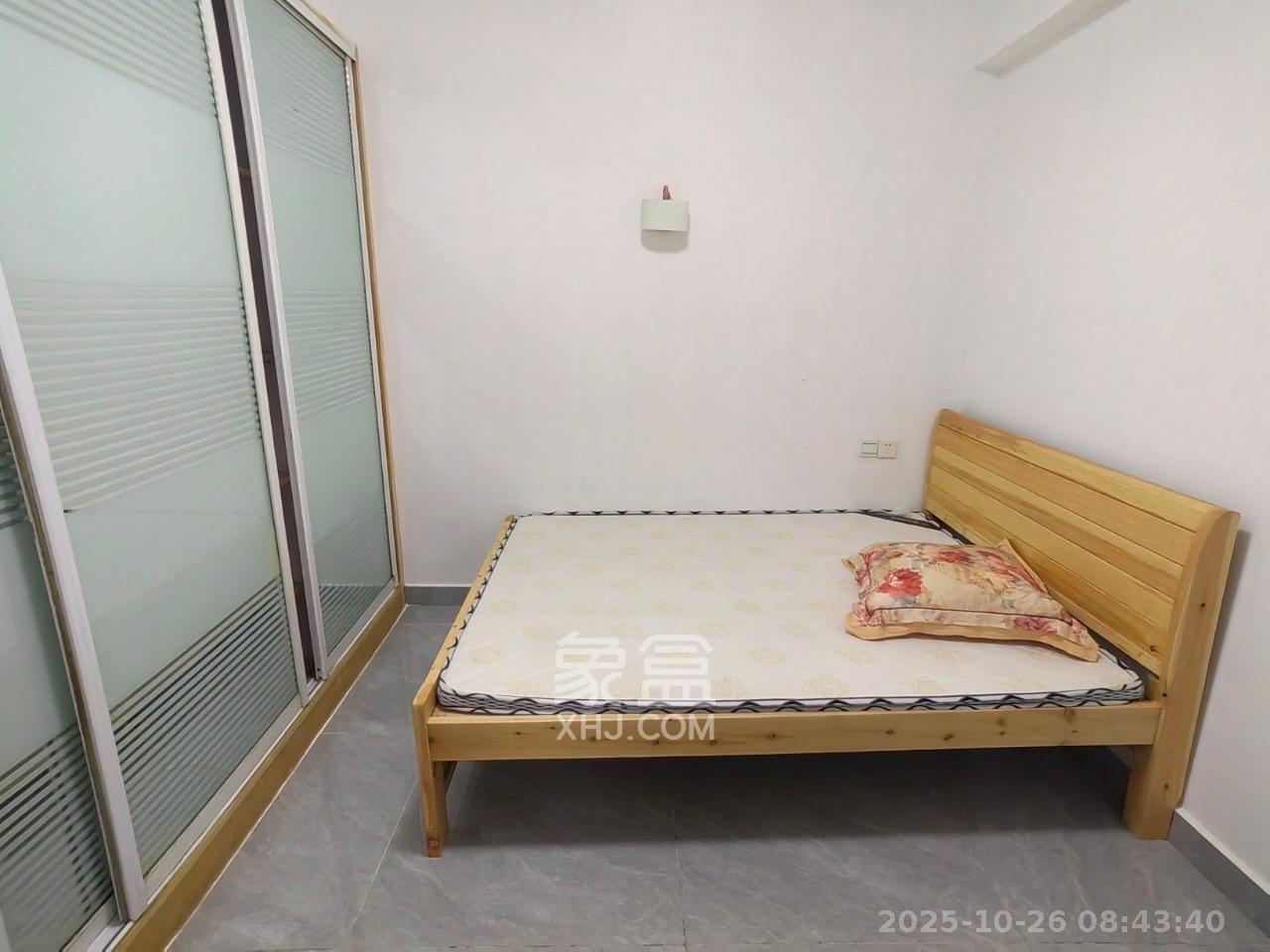 朝阳银座  2室1厅1卫    2400.0元/月室内图