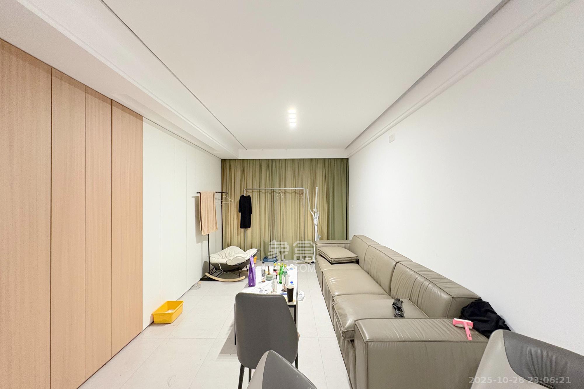 新富城  3室2厅1卫    110.0万 新富城  3室2厅1卫    110.0万