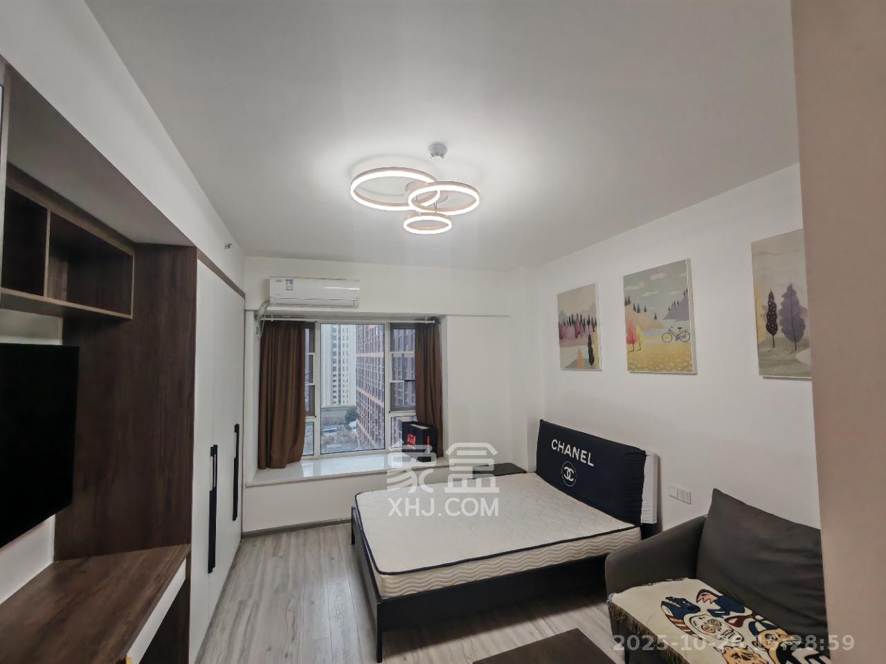 芙蓉万国城MOMA（卓越汇富苑）  1室0厅0卫    1450.0元/月