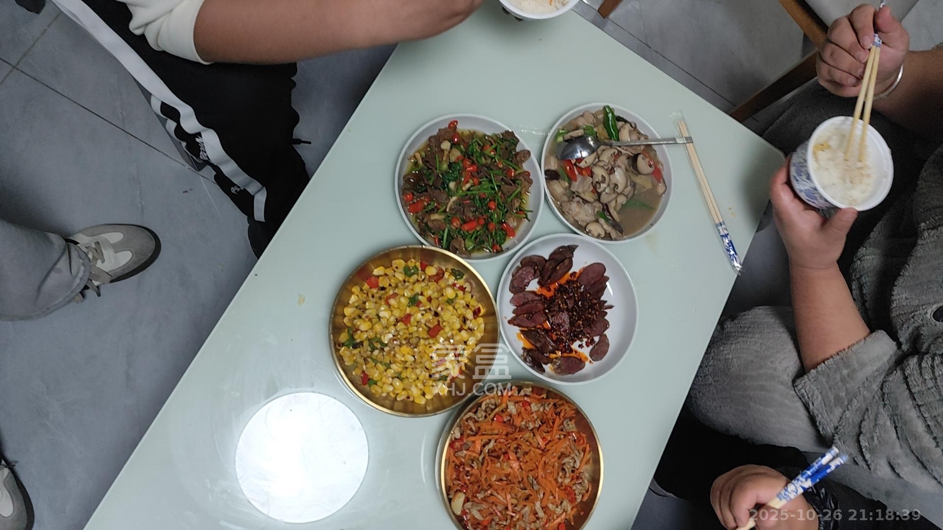 先锋新宇  1室0厅0卫    1700.0元/月 先锋新宇  1室0厅0卫    1700.0元/月室内图