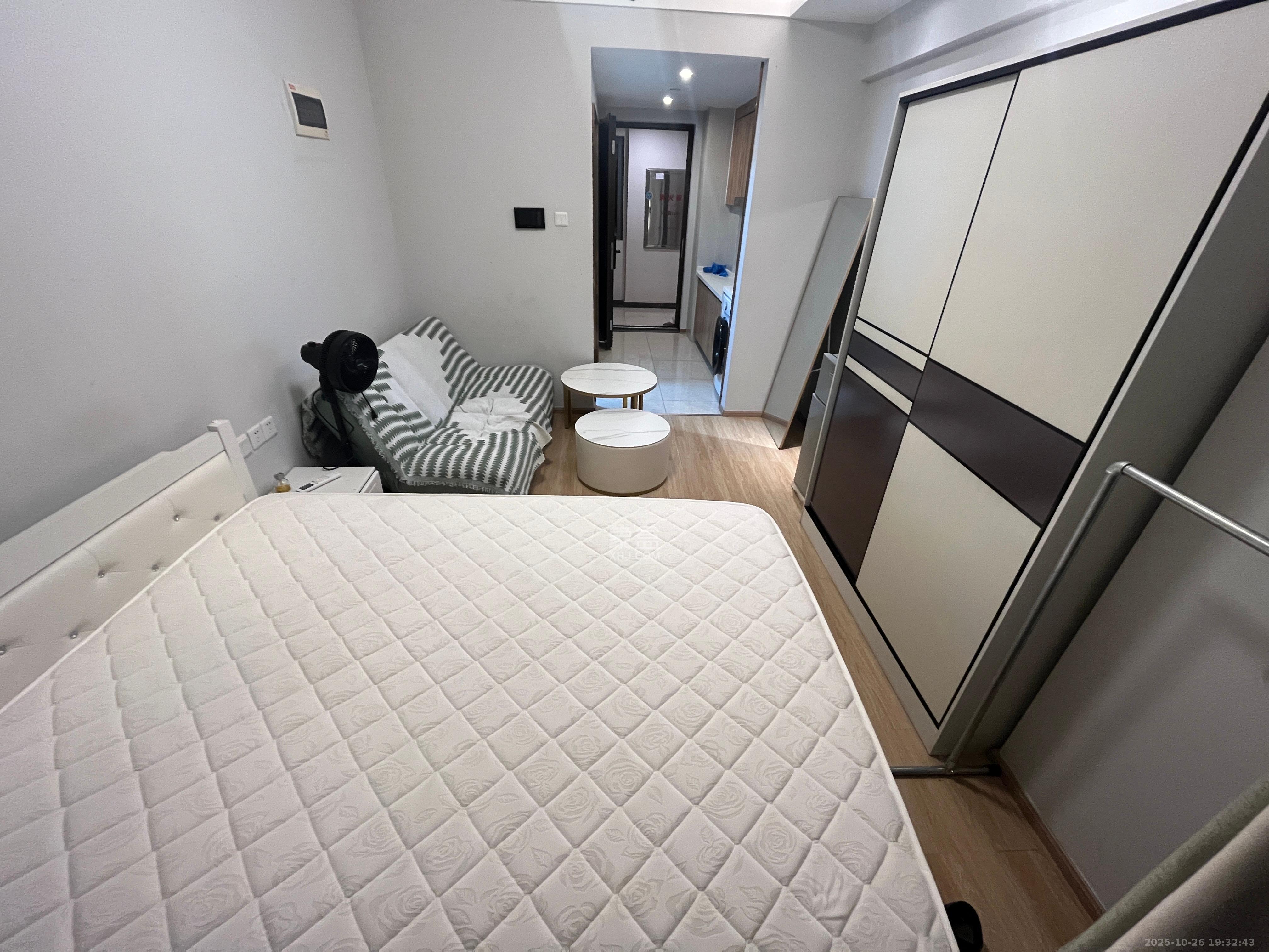 佳兆业云顶都汇  1室1厅1卫    1300.0元/月室内图