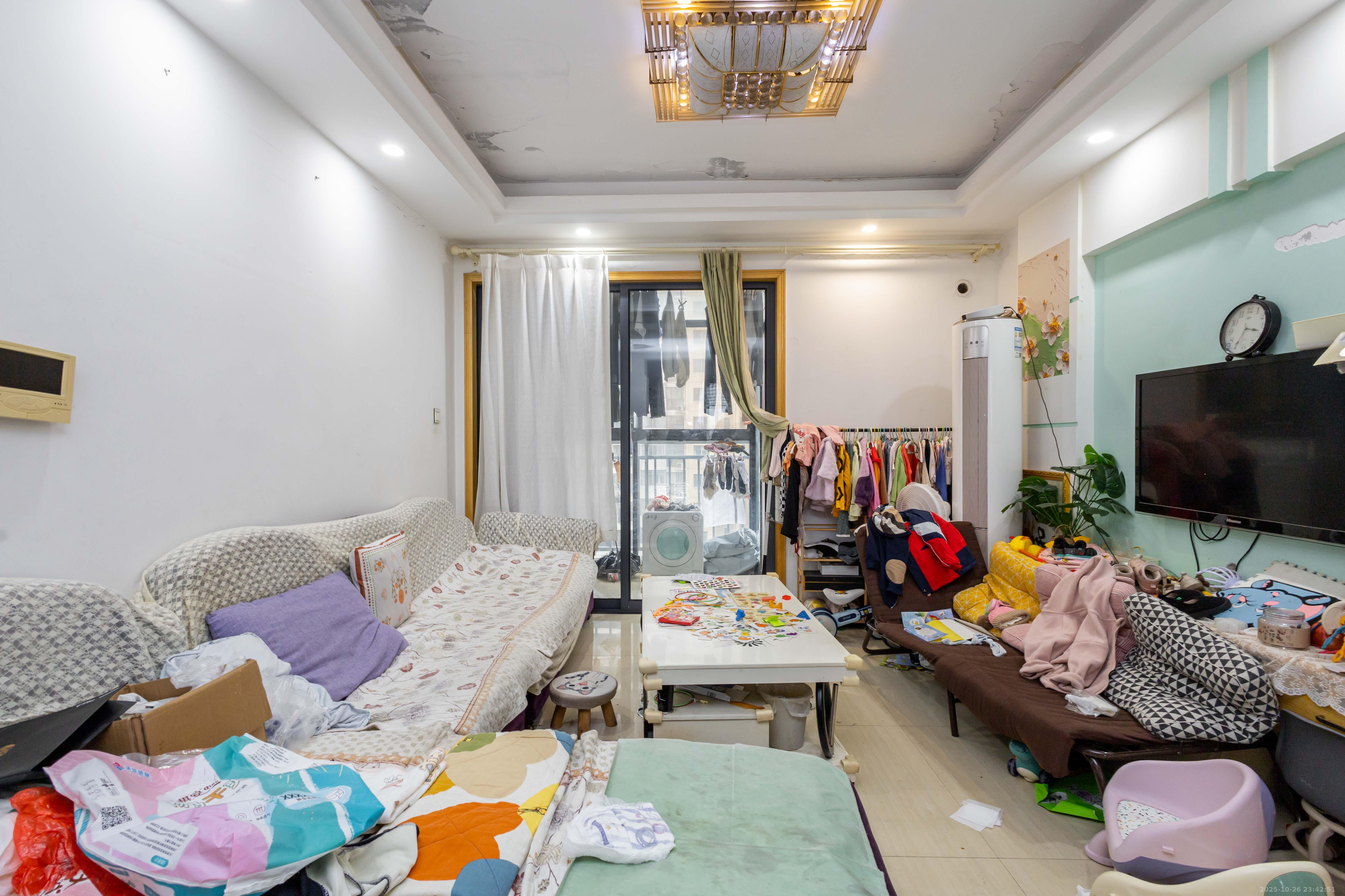 中国铁建国际城一期  3室2厅2卫    46.0万