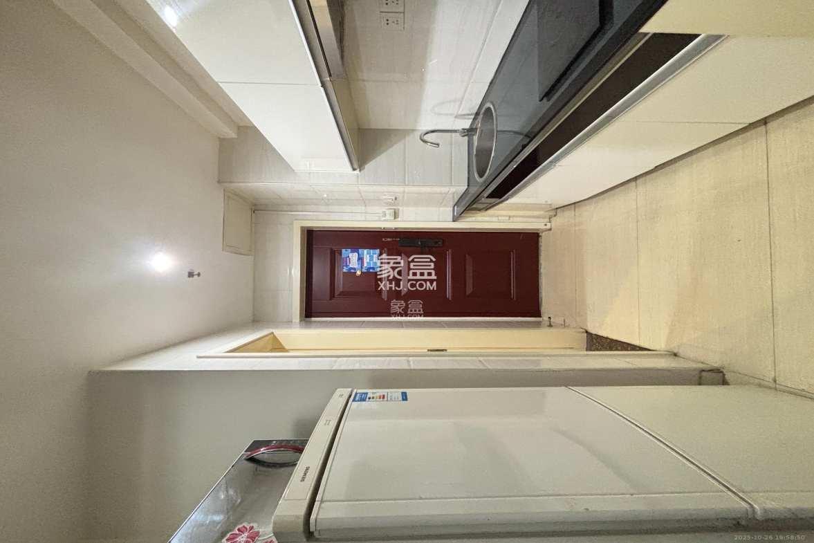 壹号公馆  1室1厅1卫    2000.0元/月 壹号公馆  1室1厅1卫    2000.0元/月室内图