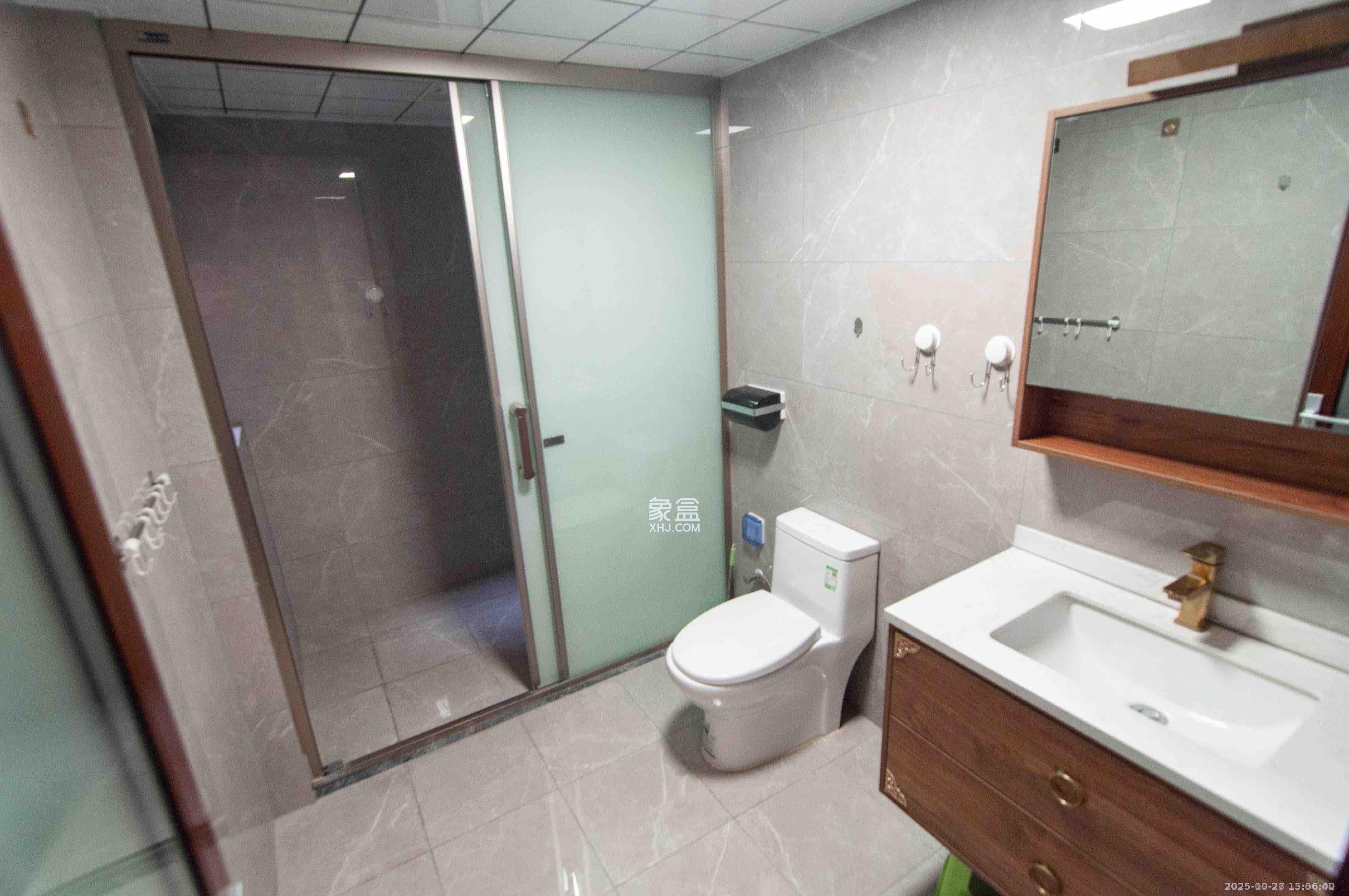 长房梅溪香山  4室2厅2卫    5000.0元/月 长房梅溪香山  4室2厅2卫    5000.0元/月室内图