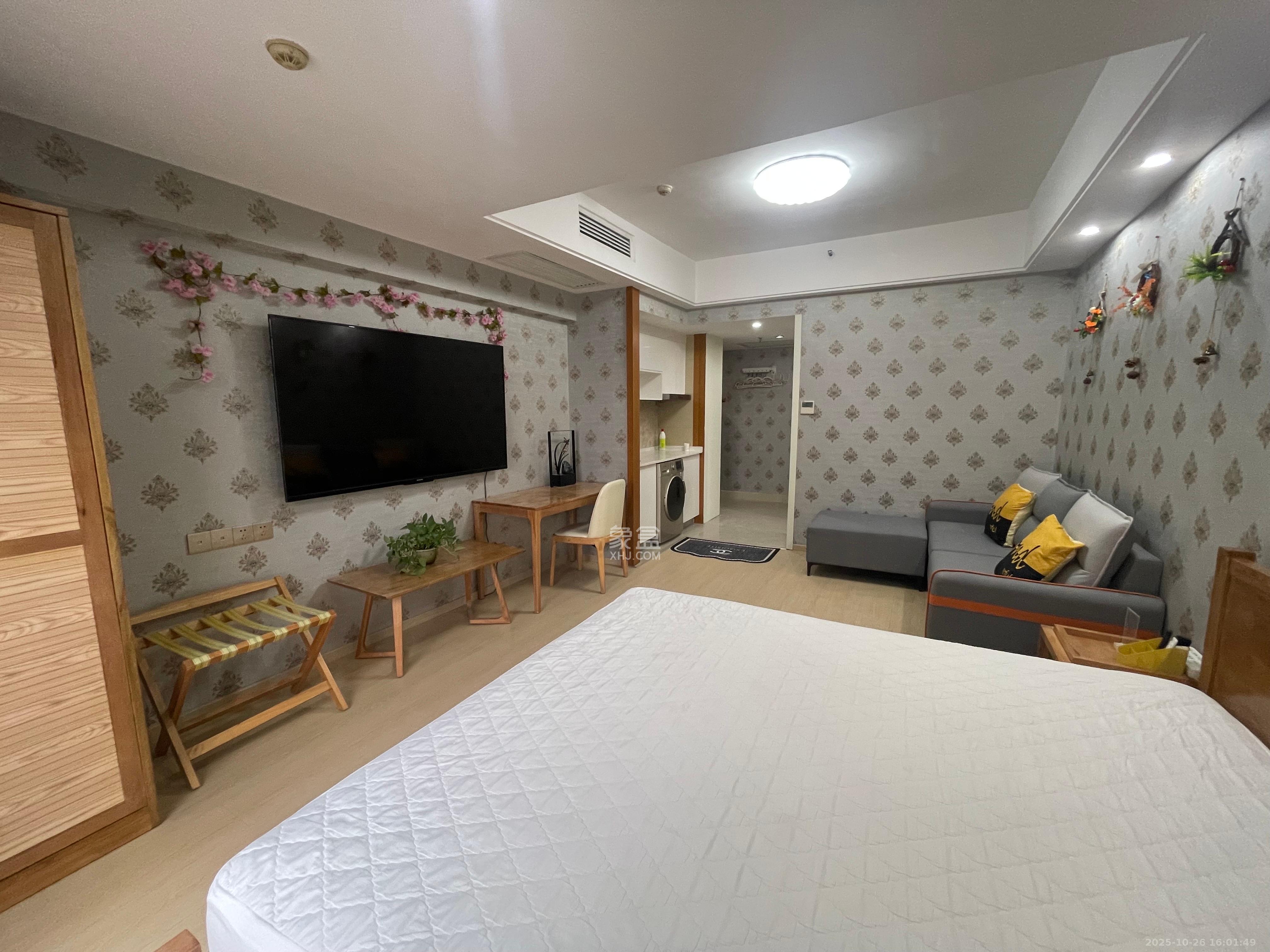 五一钻界  1室1厅1卫    2200.0元/月室内图