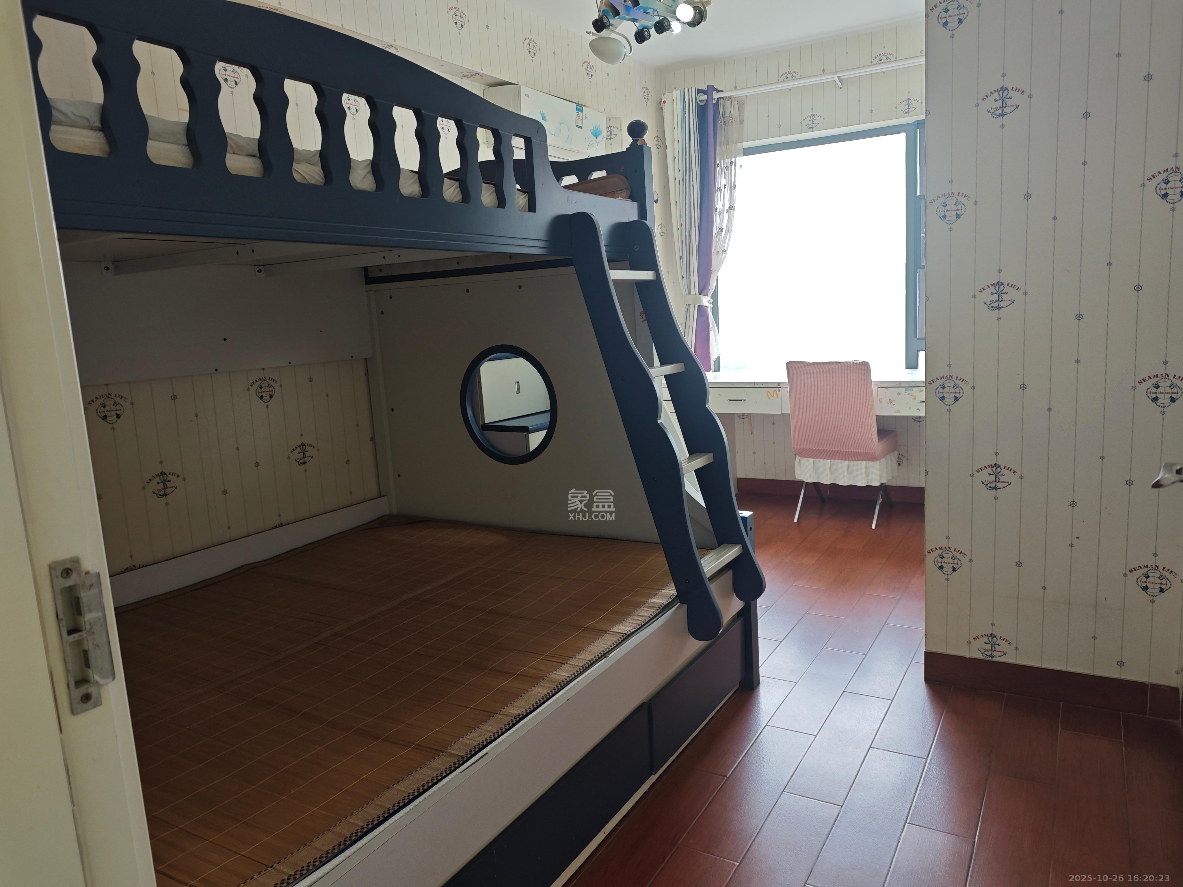 中城丽景香山园  3室2厅2卫    2800.0元/月 中城丽景香山园  3室2厅2卫    2800.0元/月室内图