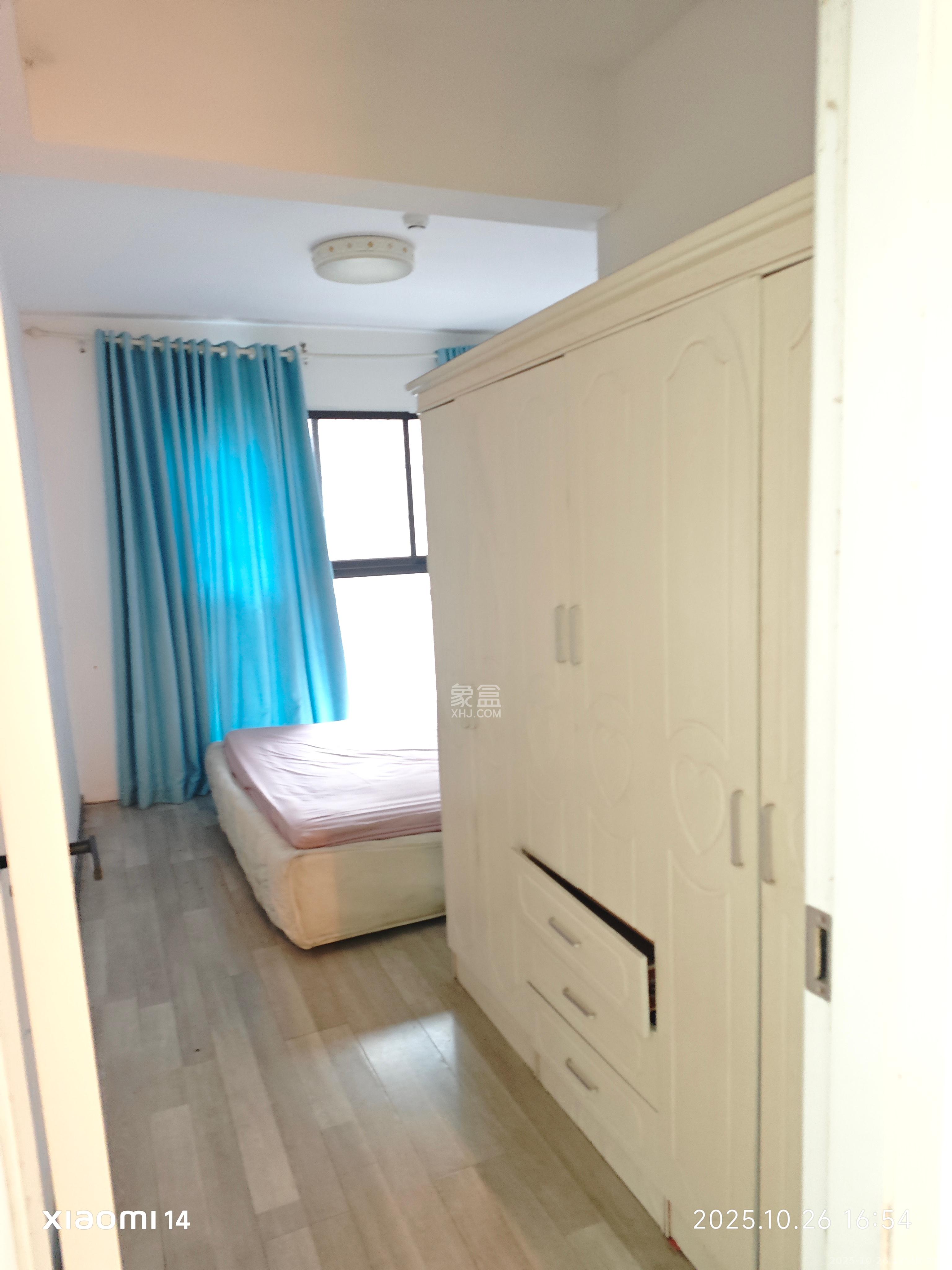 金科时代中心  3室2厅1卫    2300.0元/月 金科时代中心  3室2厅1卫    2300.0元/月室内图