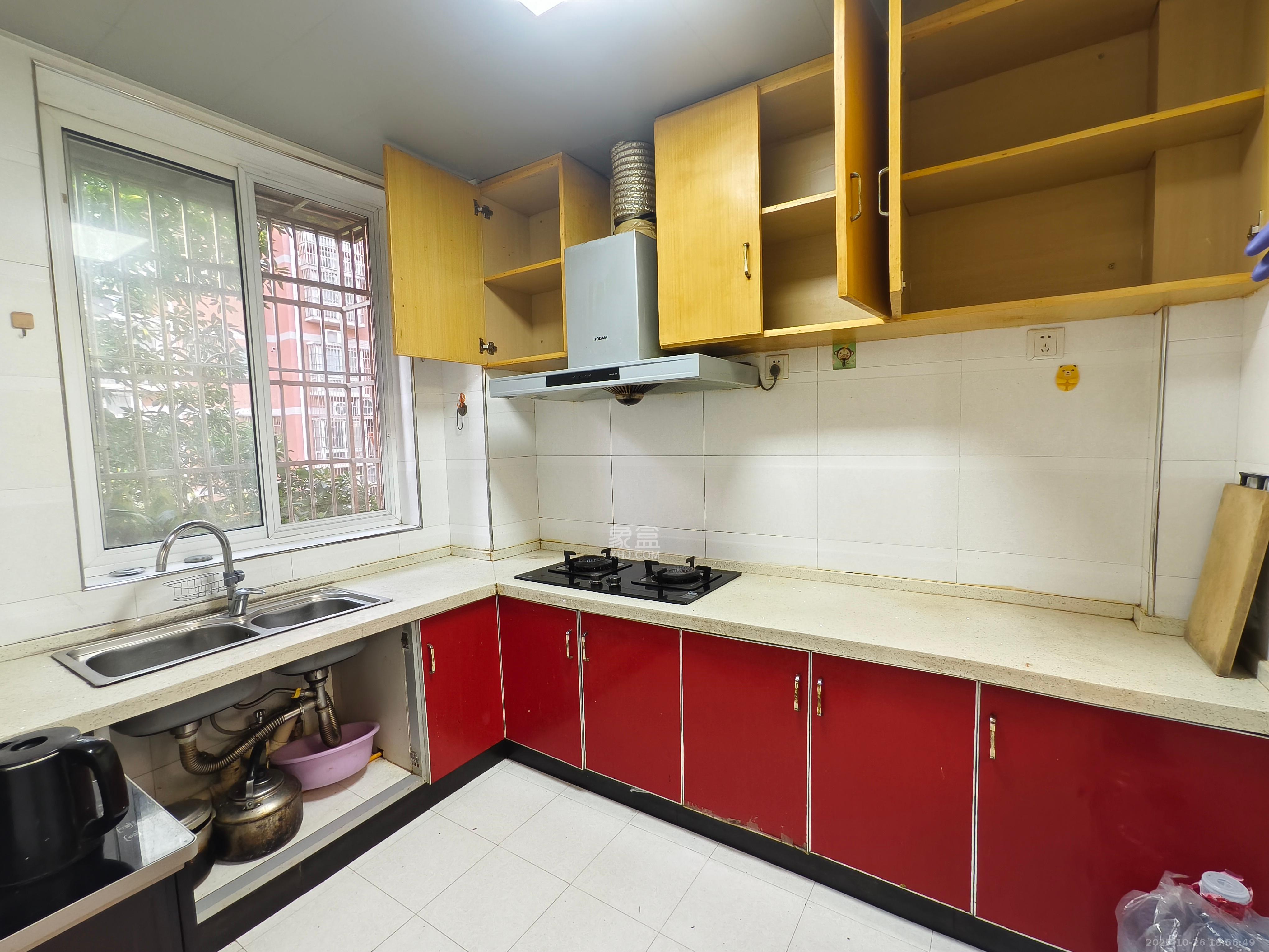 长丰星城  3室2厅2卫    1600.0元/月室内图