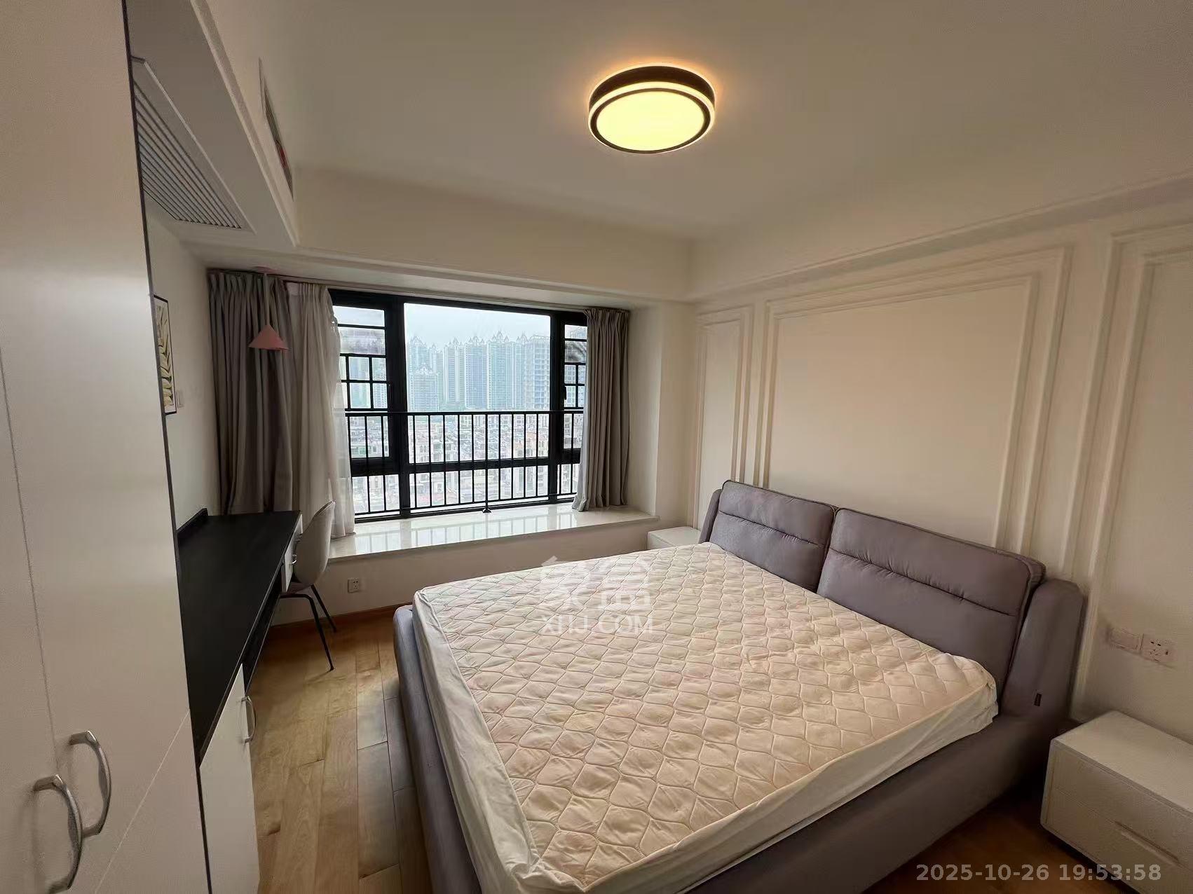 明昇壹城(明昇时代广场)一期  4室2厅1卫    5200.0元/月 明昇壹城(明昇时代广场)一期  4室2厅1卫    5200.0元/月室内图