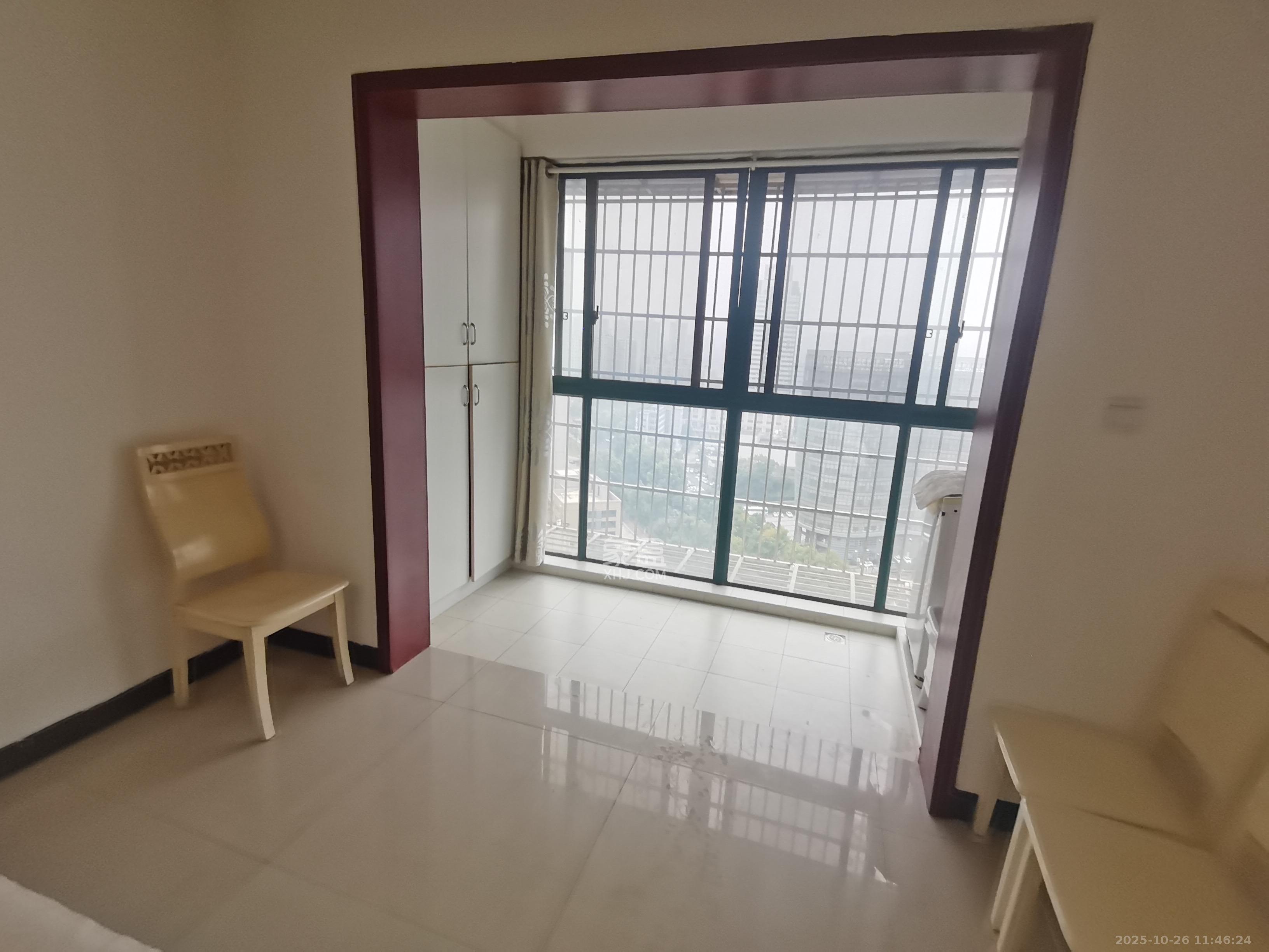 颐兴家园  1室1厅1卫    2200.0元/月室内图