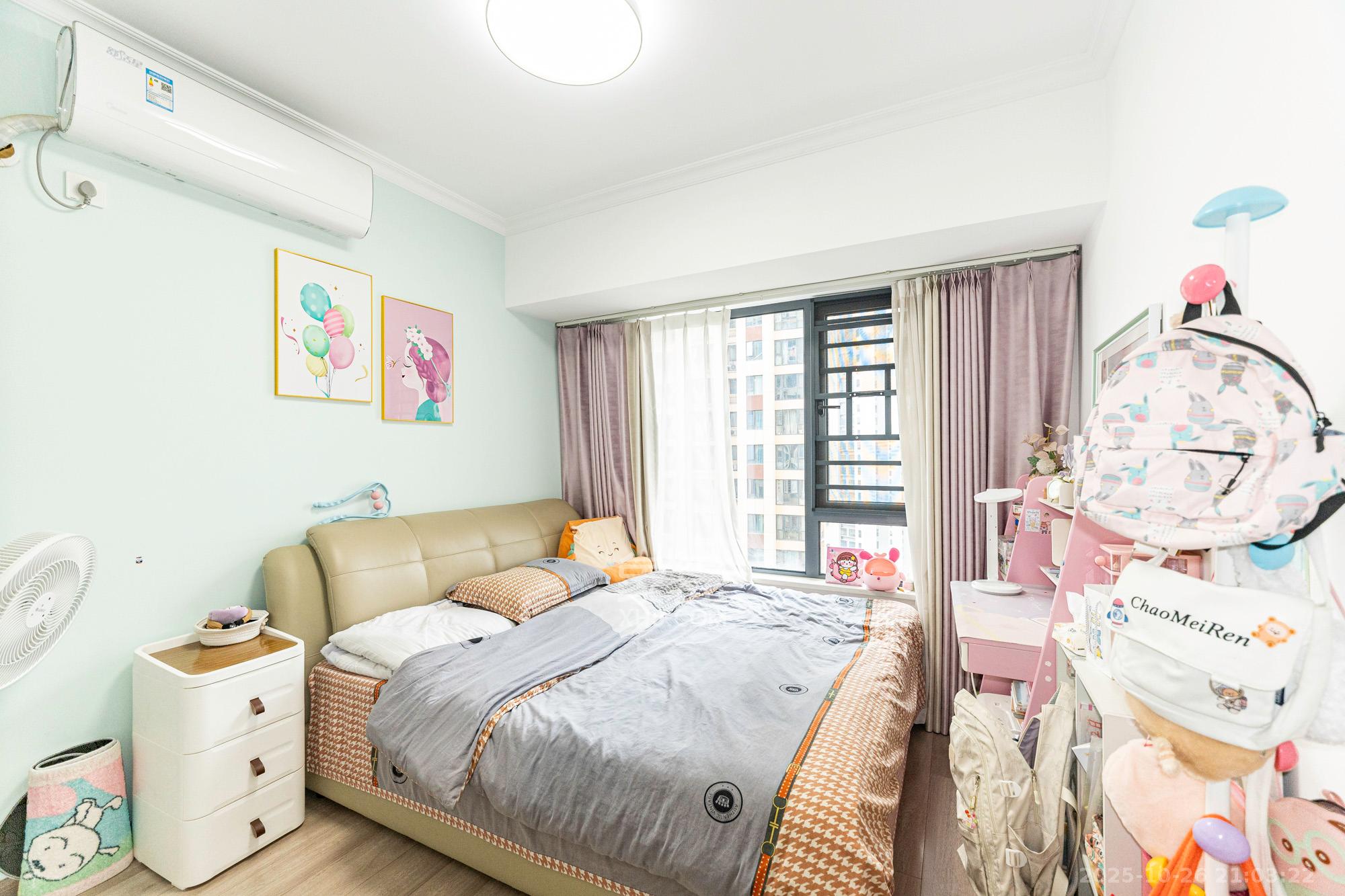 佳俊万家府  3室2厅2卫    108.0万卧室