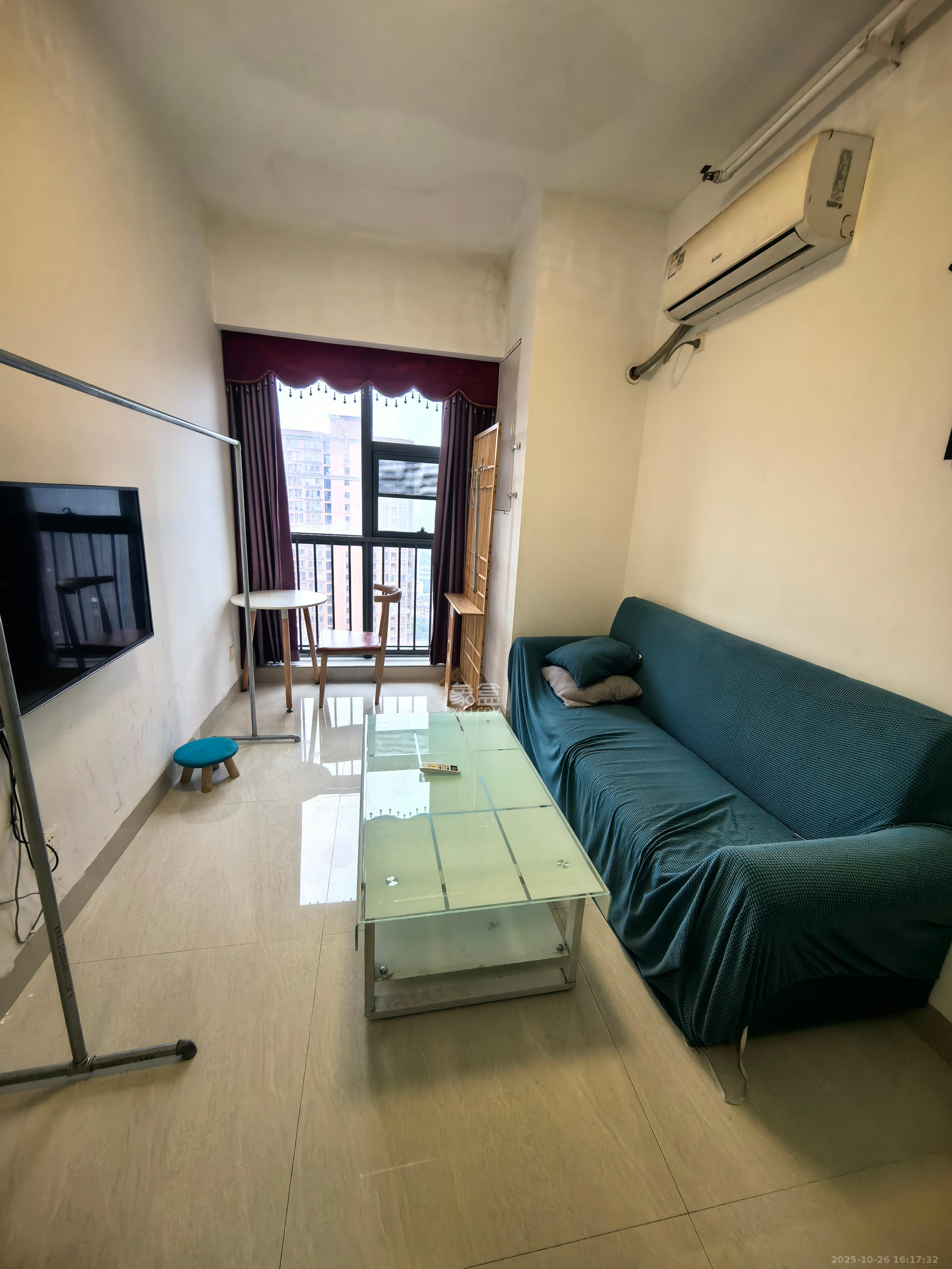 第六都（陆都小区）  1室1厅1卫    1600.0元/月室内图