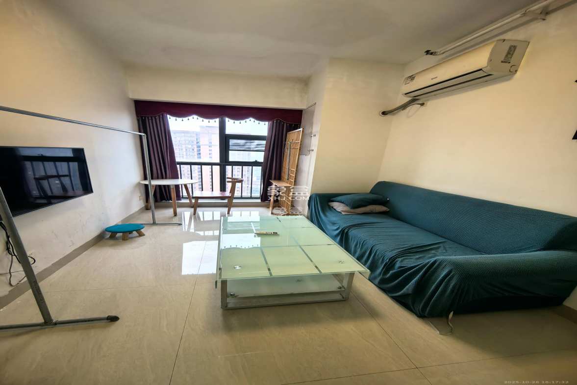 第六都(陆都小区)  1室1厅1卫    1600.0元/月 第六都(陆都小区)  1室1厅1卫    1600.0元/月室内图