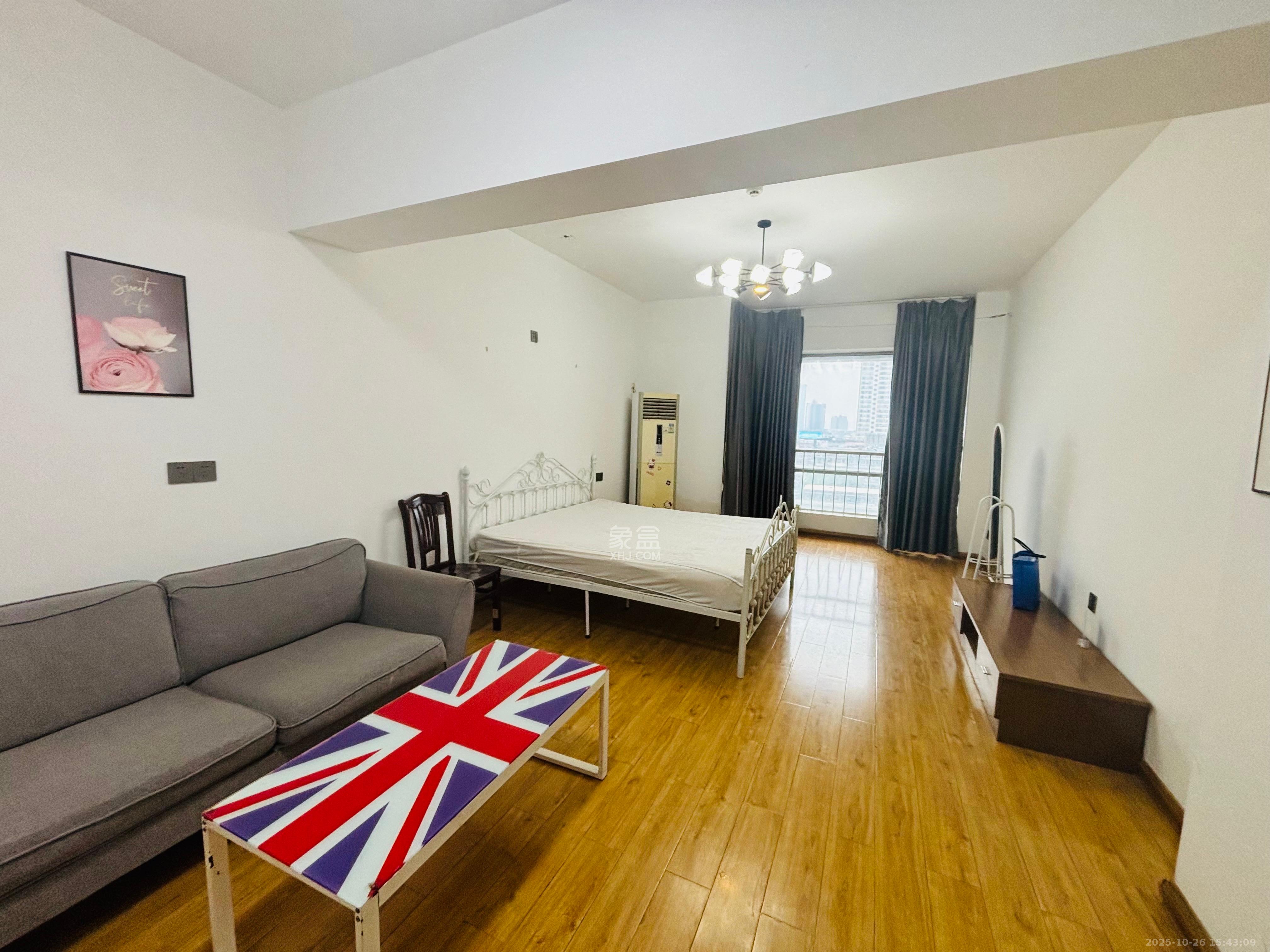 BOBO国际  1室0厅0卫    1800.0元/月室内图