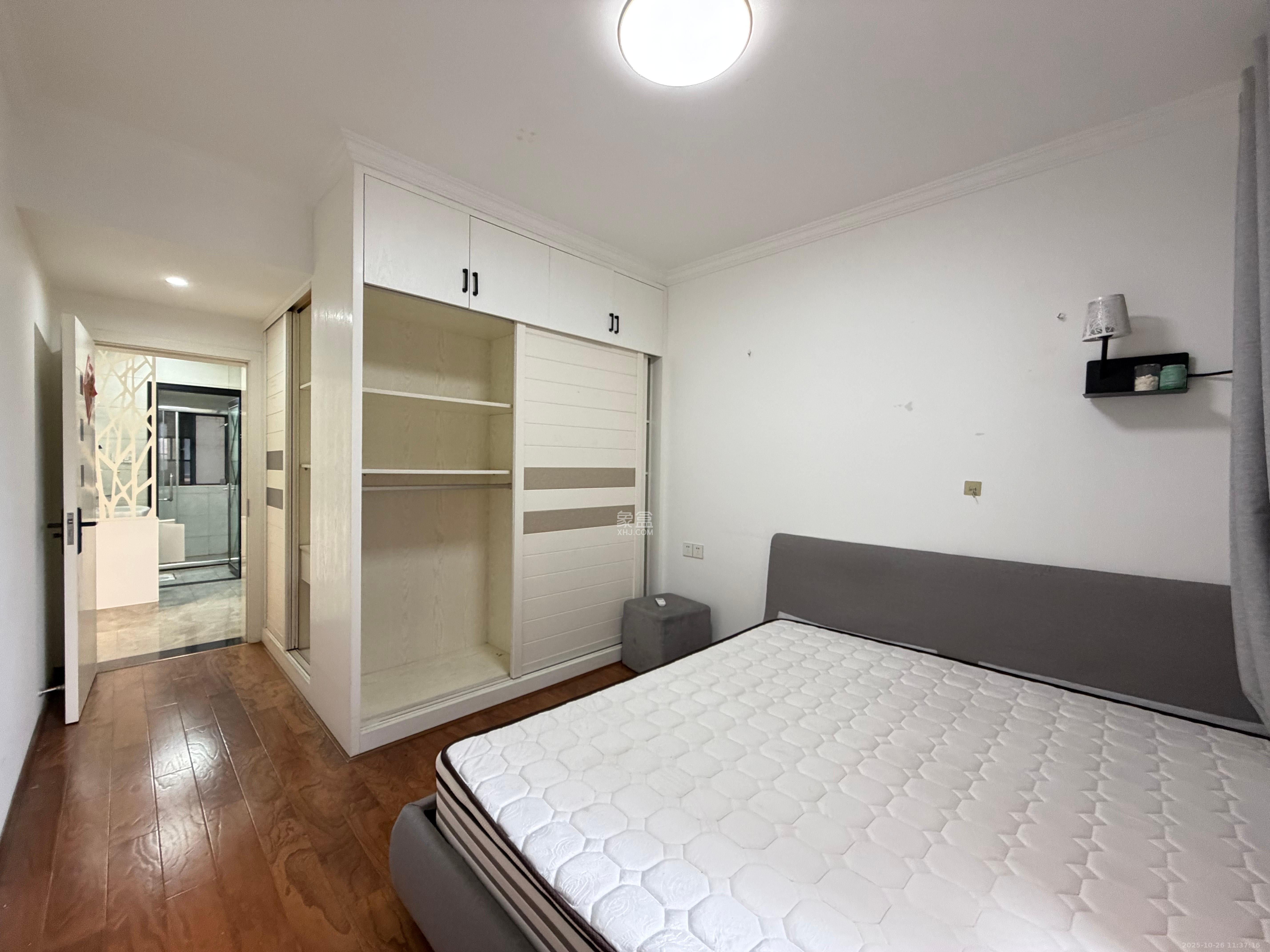 荣盛花语书苑  3室2厅1卫    2800.0元/月室内图