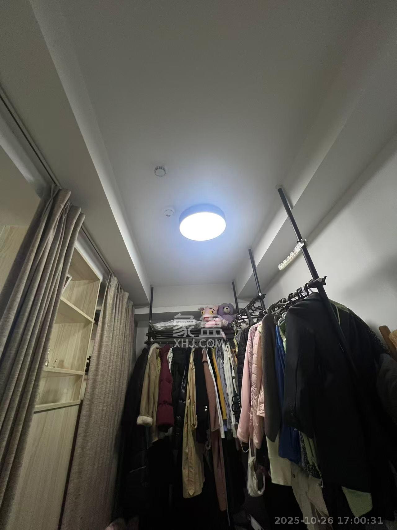 星宇V立方（旭和大厦）  1室1厅1卫    2300.0元/月室内图