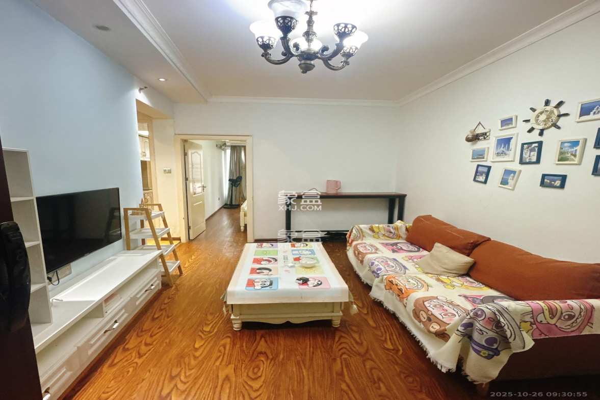 北辰三角洲E3区 1室1厅1卫 2100.0元/月 北辰三角洲E3区 1室1厅1卫 2100.0元/月室内图