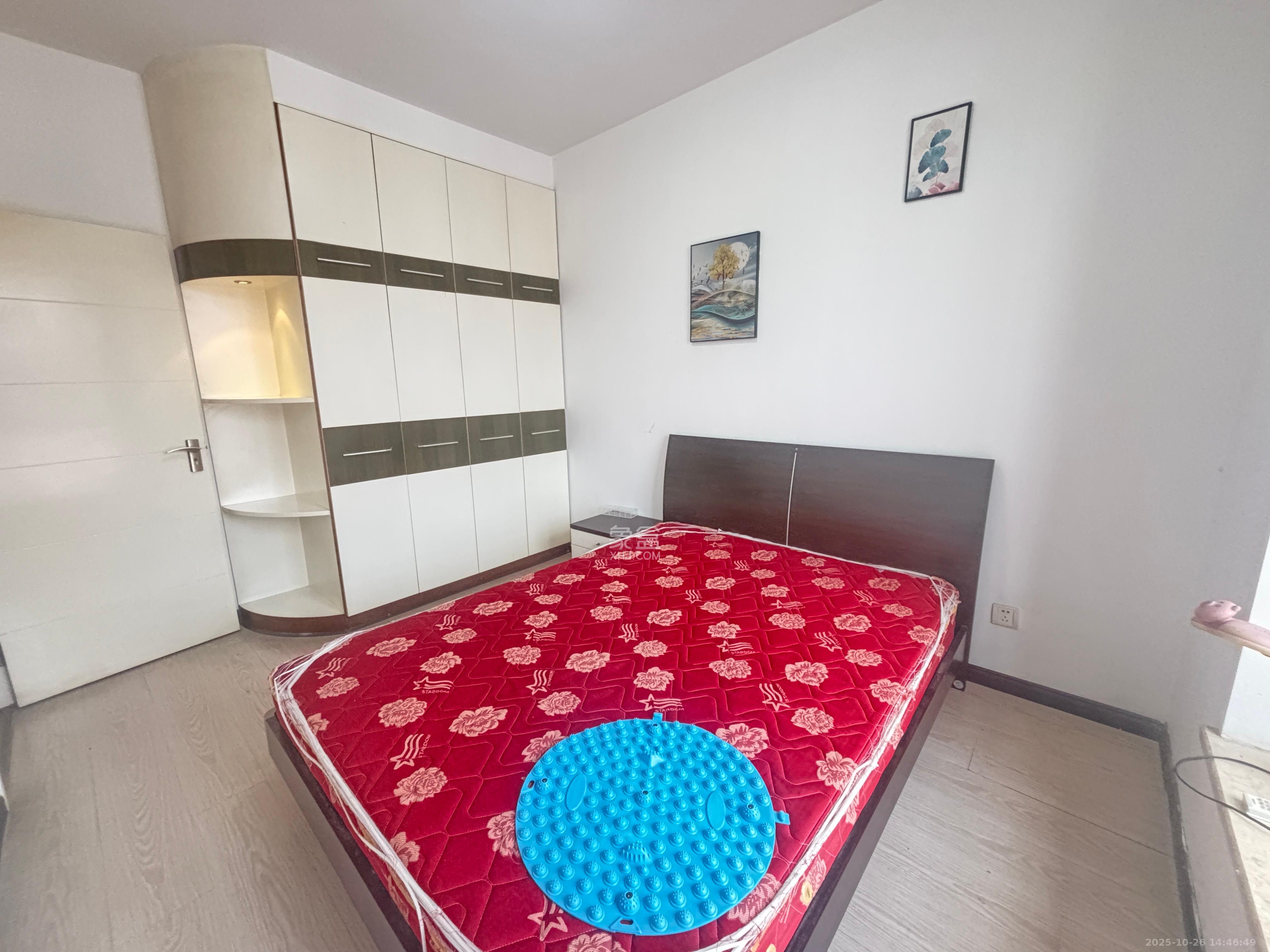 阳光丽景 2室2厅2卫 1800.0元/月 阳光丽景 2室2厅2卫 1800.0元/月室内图