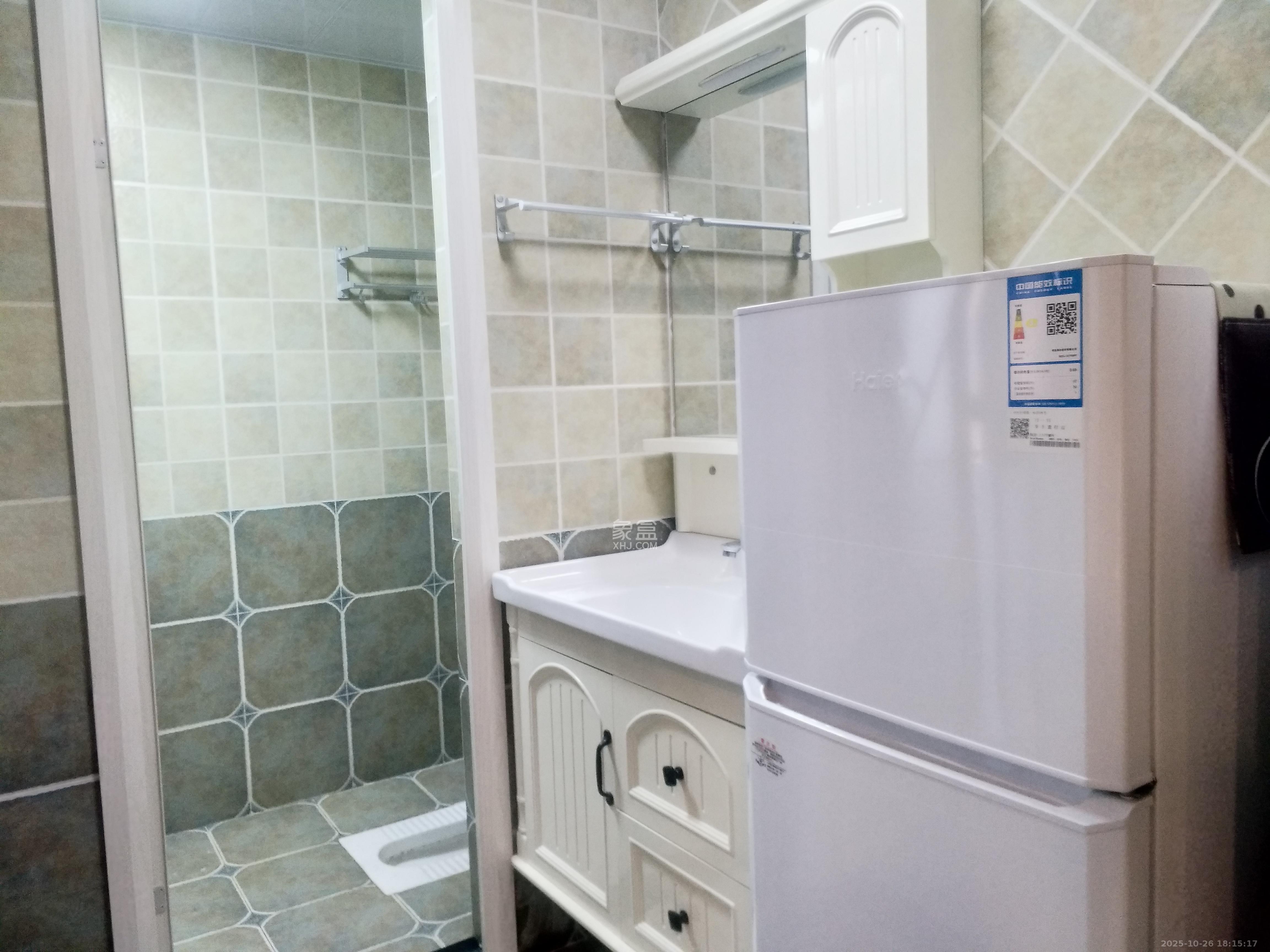 荣悦台  1室1厅1卫    2400.0元/月 荣悦台  1室1厅1卫    2400.0元/月室内图