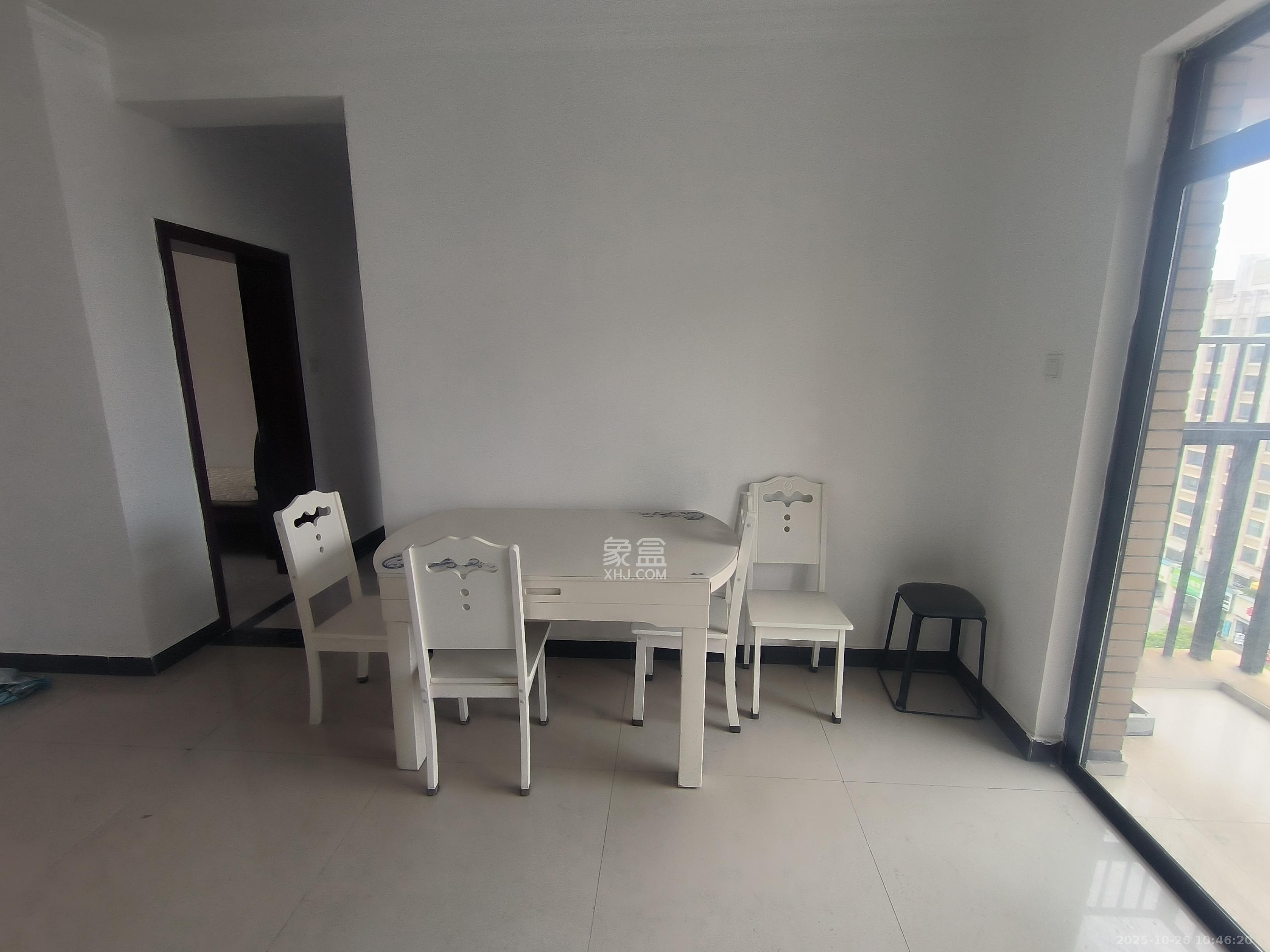 三江花中城  3室2厅2卫    3000.0元/月室内图