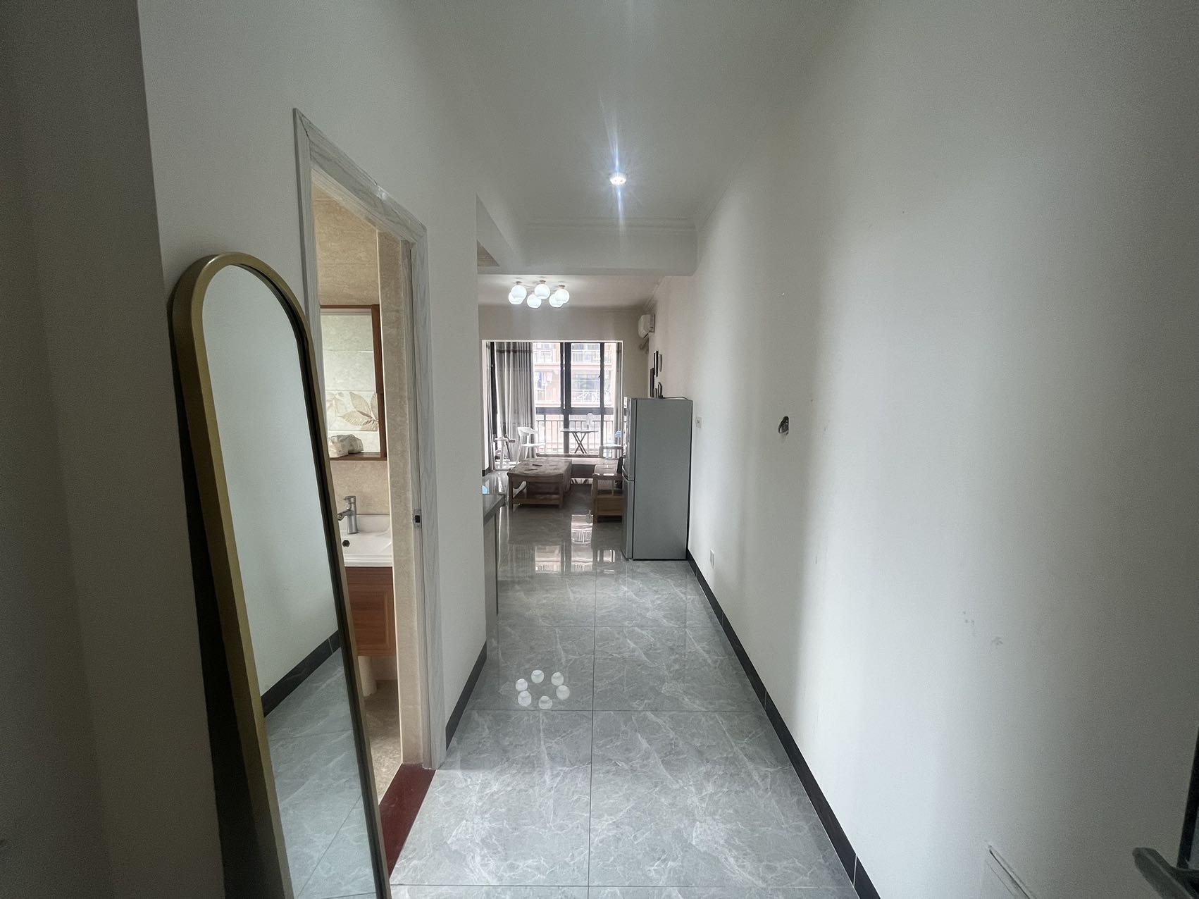 国贸城市花园  1室1厅1卫    2500.0元/月小区图