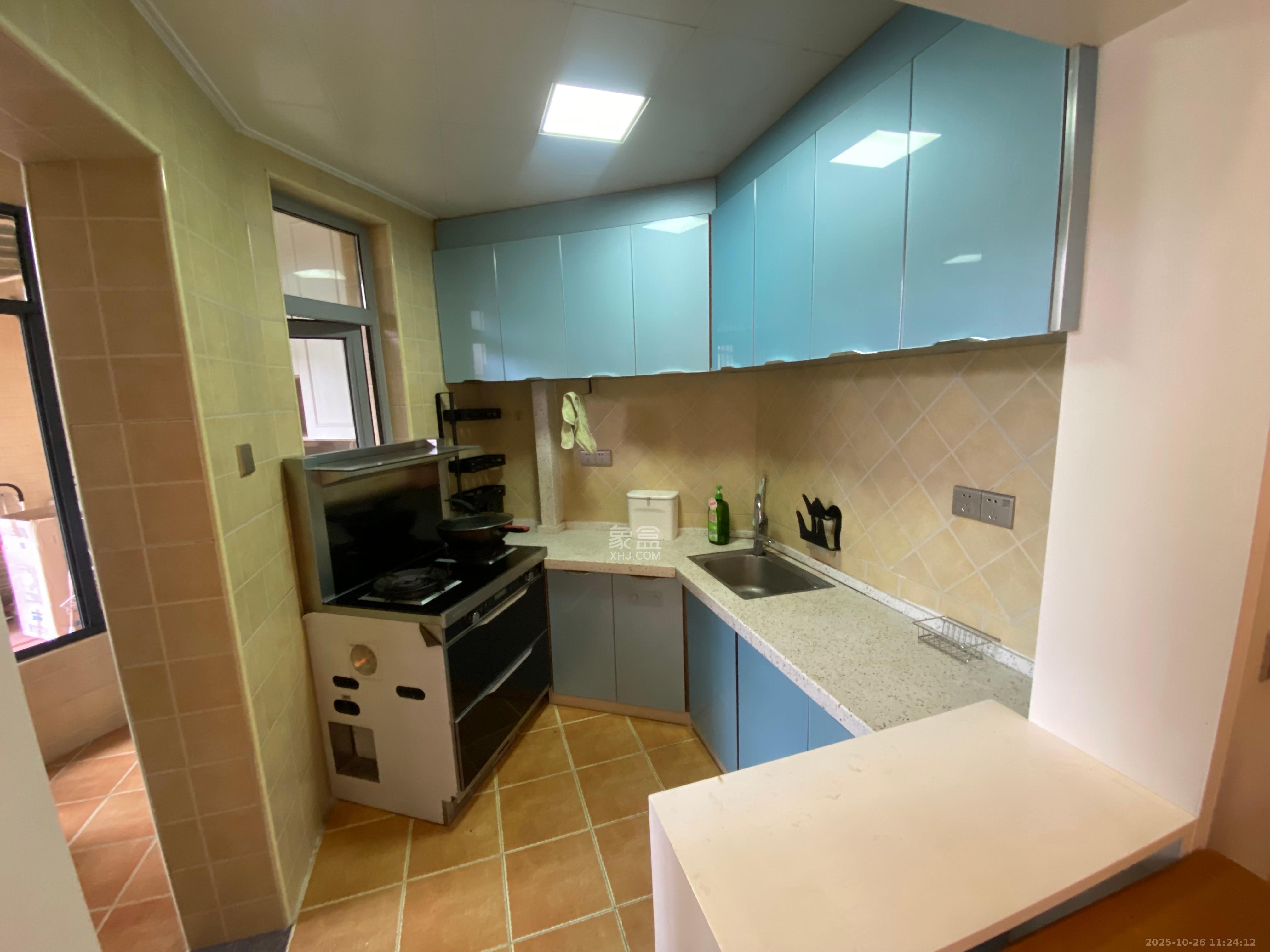 钱隆世家  2室1厅1卫    2200.0元/月室内图